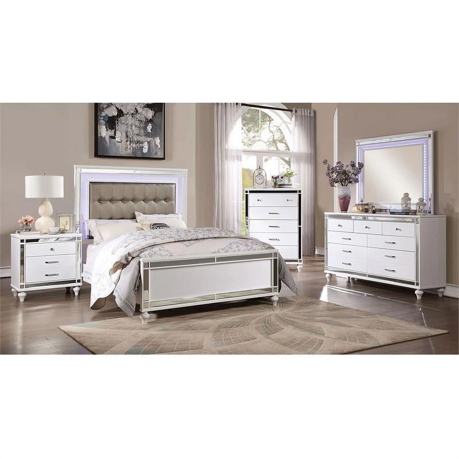 Furniture of America Xulu Contemporary Solid Wood 5-Drawer Chest in White