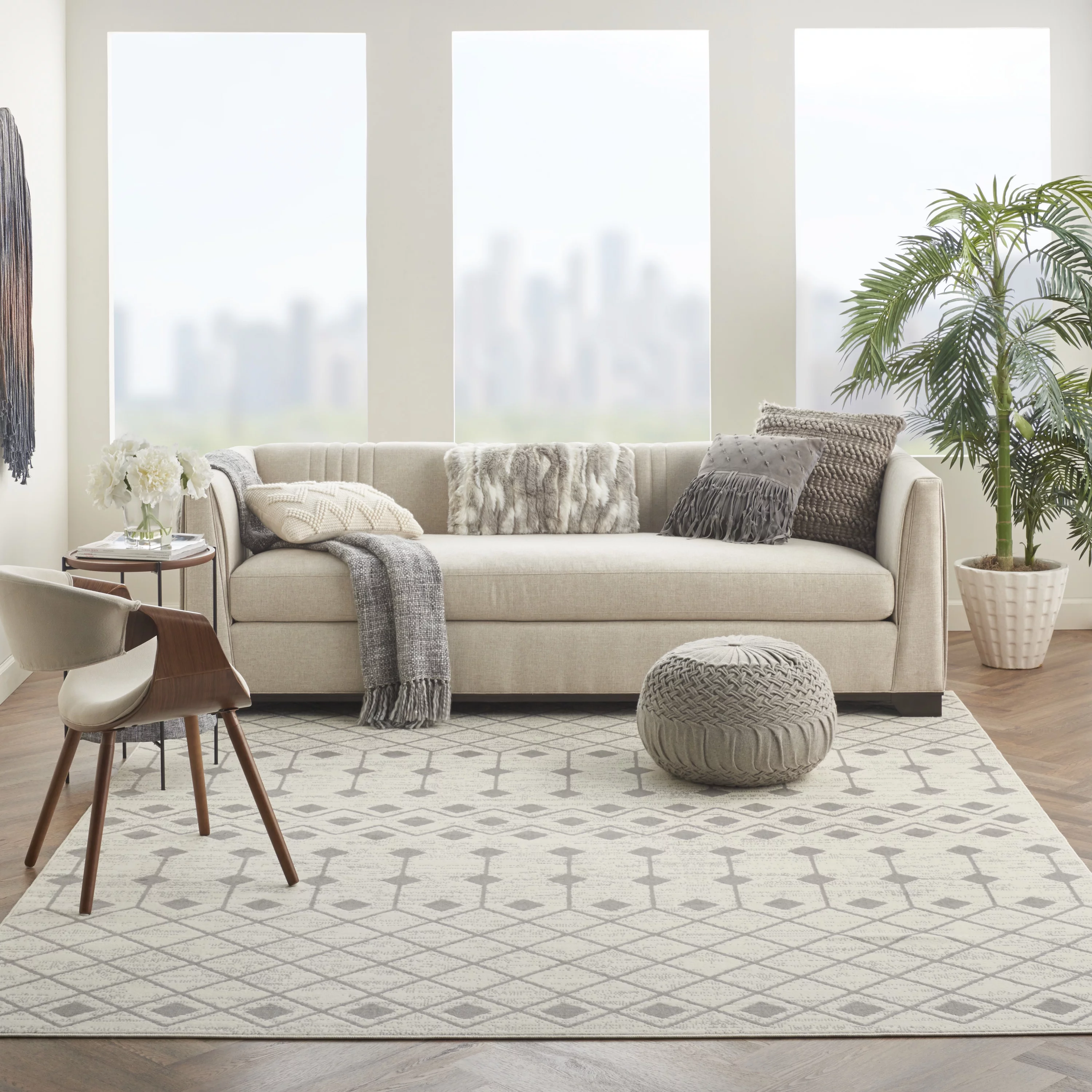 Nourison Grafix Moroccan Ivory/Grey 7'10