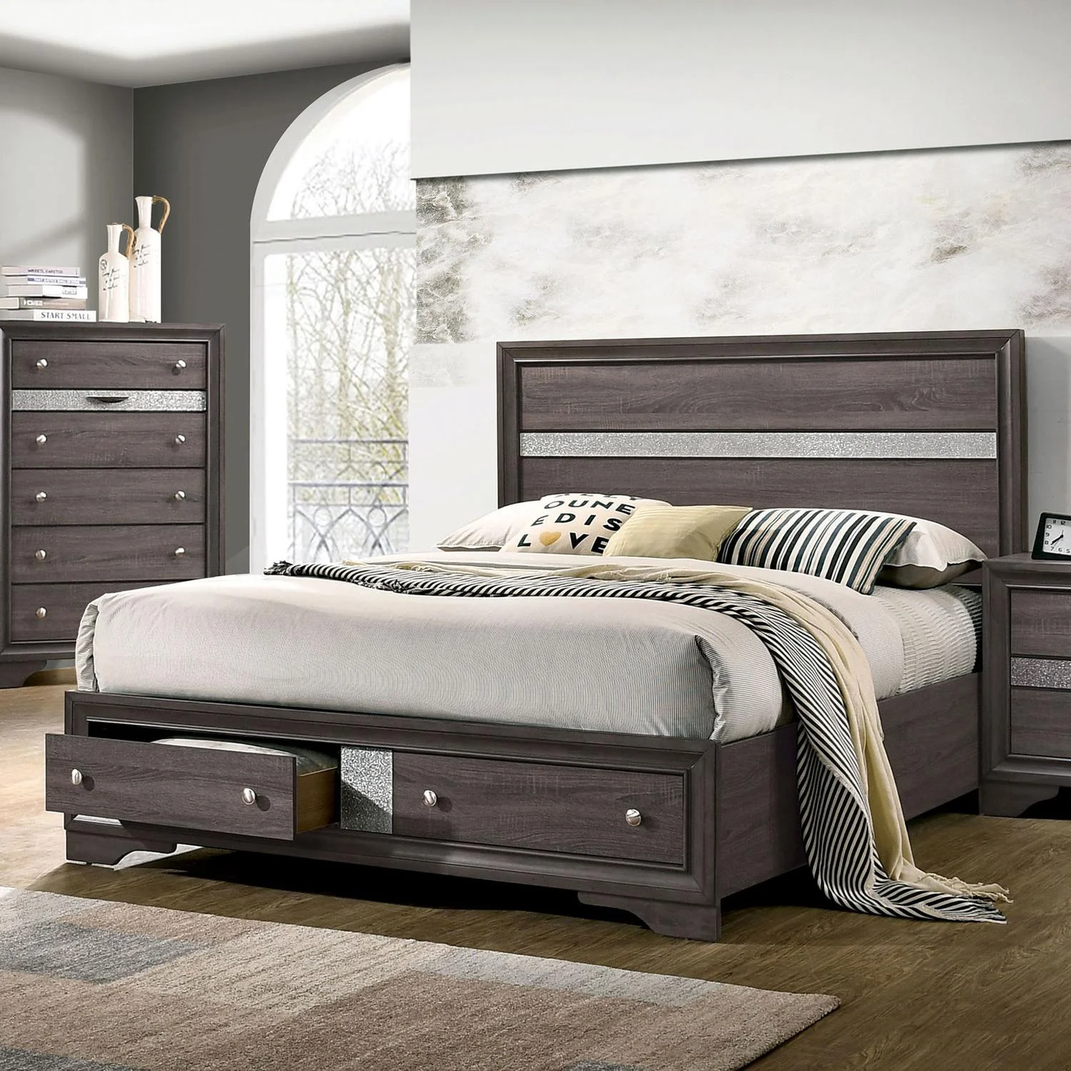 Contemporary Gray Solid Wood Queen Bedroom Set 5pcs FOA CM7552GY Chrissy