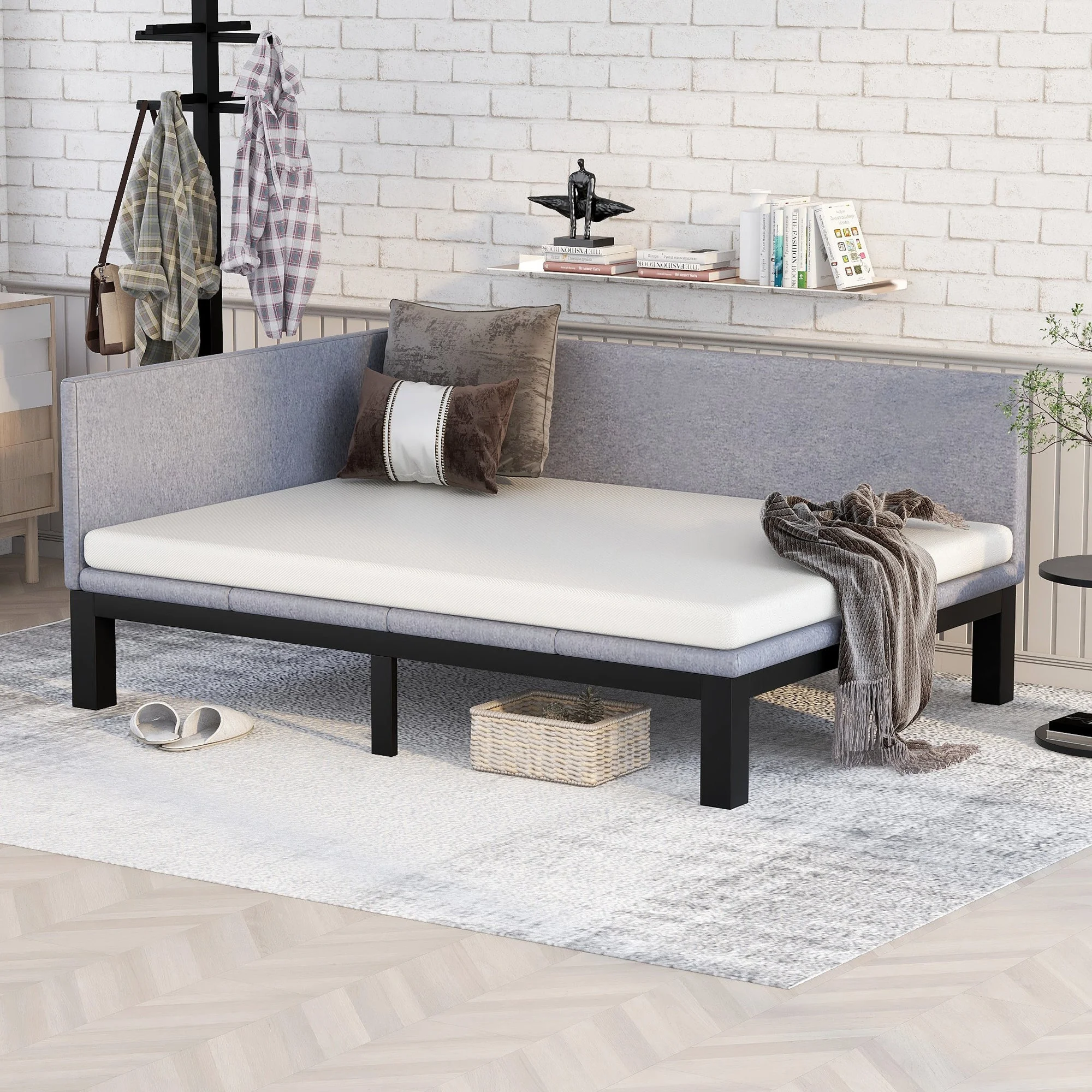 Fumo Full Size Upholstered Daybed - Gray