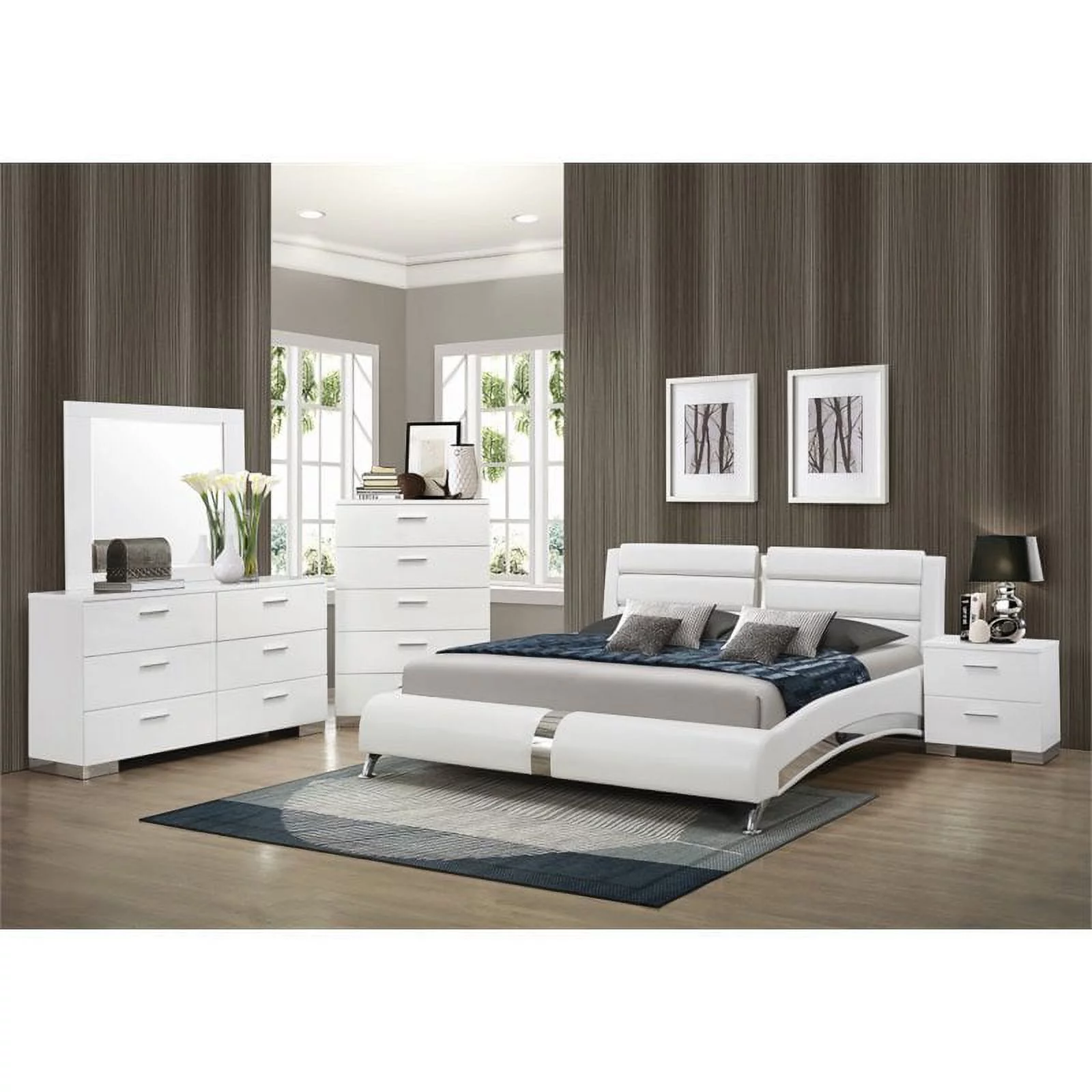 Jeremaine 4-piece California King Bedroom Set Glossy White