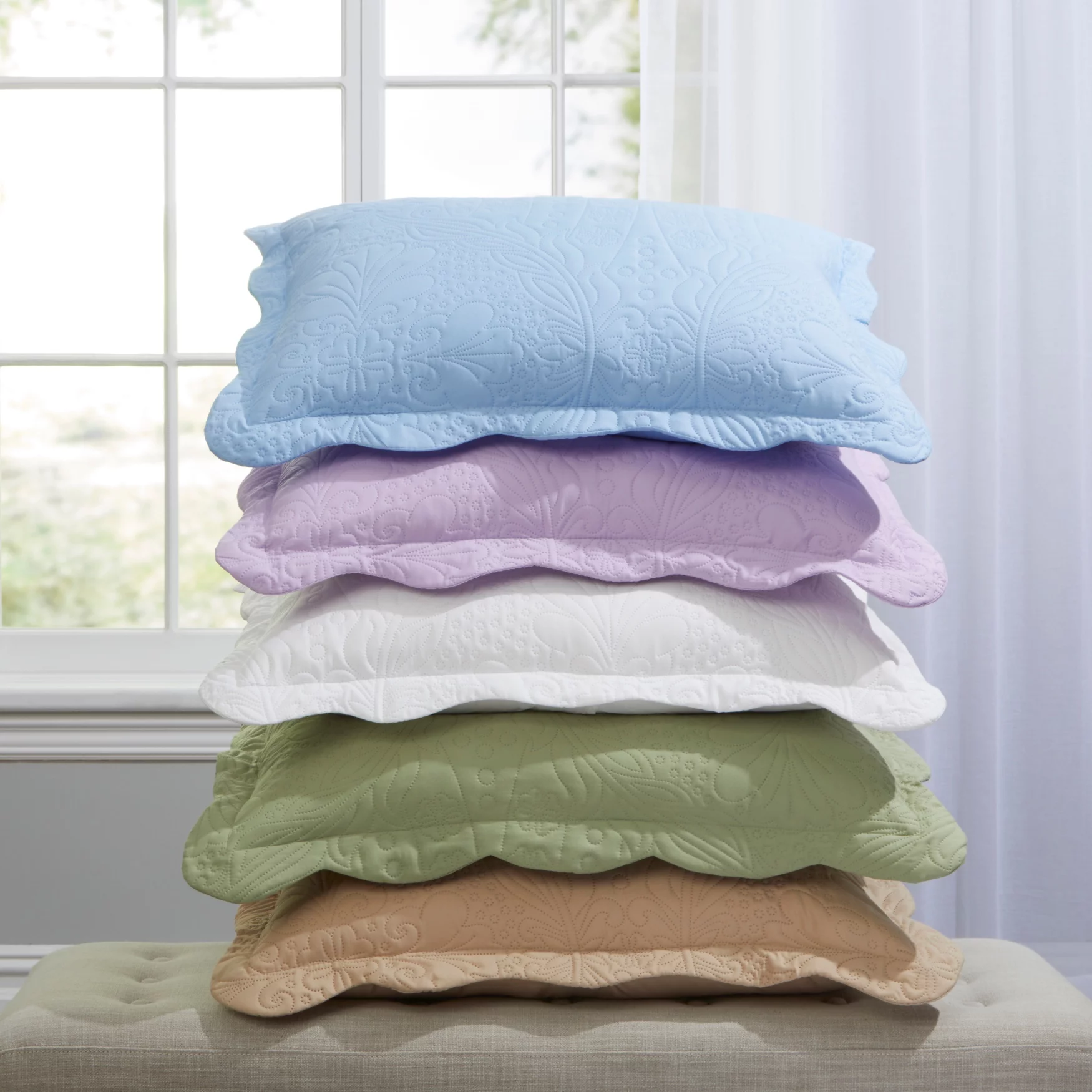 Brylanehome Lily Damask Embossed Bedspread - King, Lilac