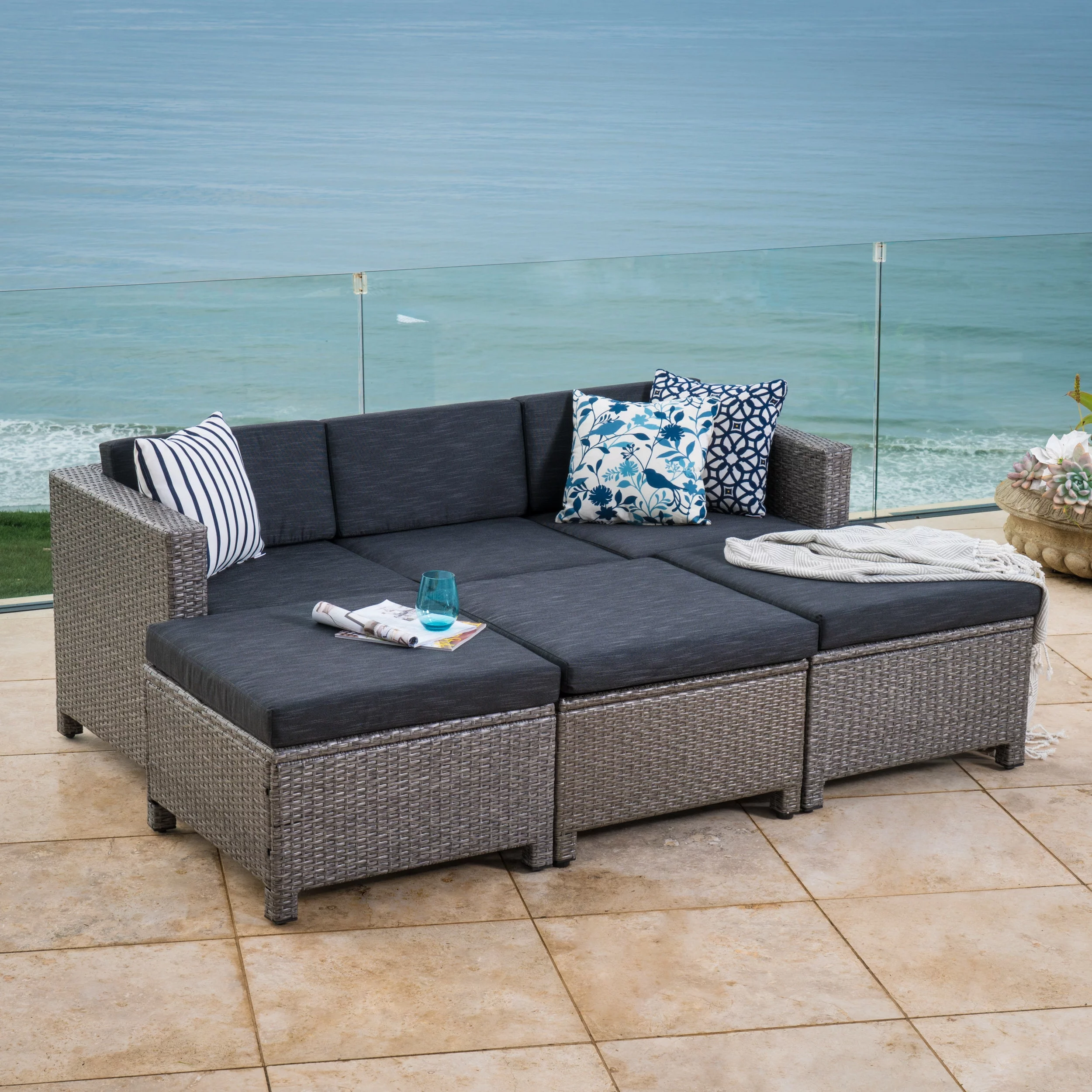 Pueblo Outdoor Wicker Daybed Set with Cushions, Dark Grey and Mixed Black