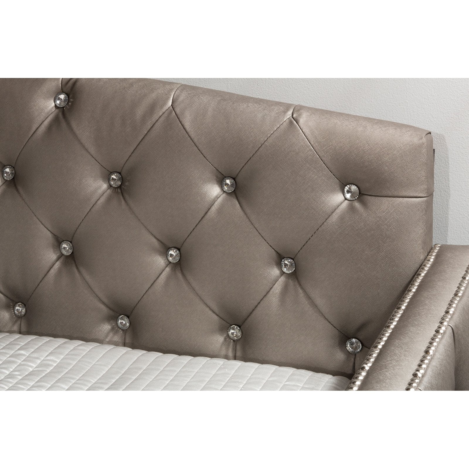 Hillsdale Furniture Memphis Upholstered Twin Daybed, Pewter