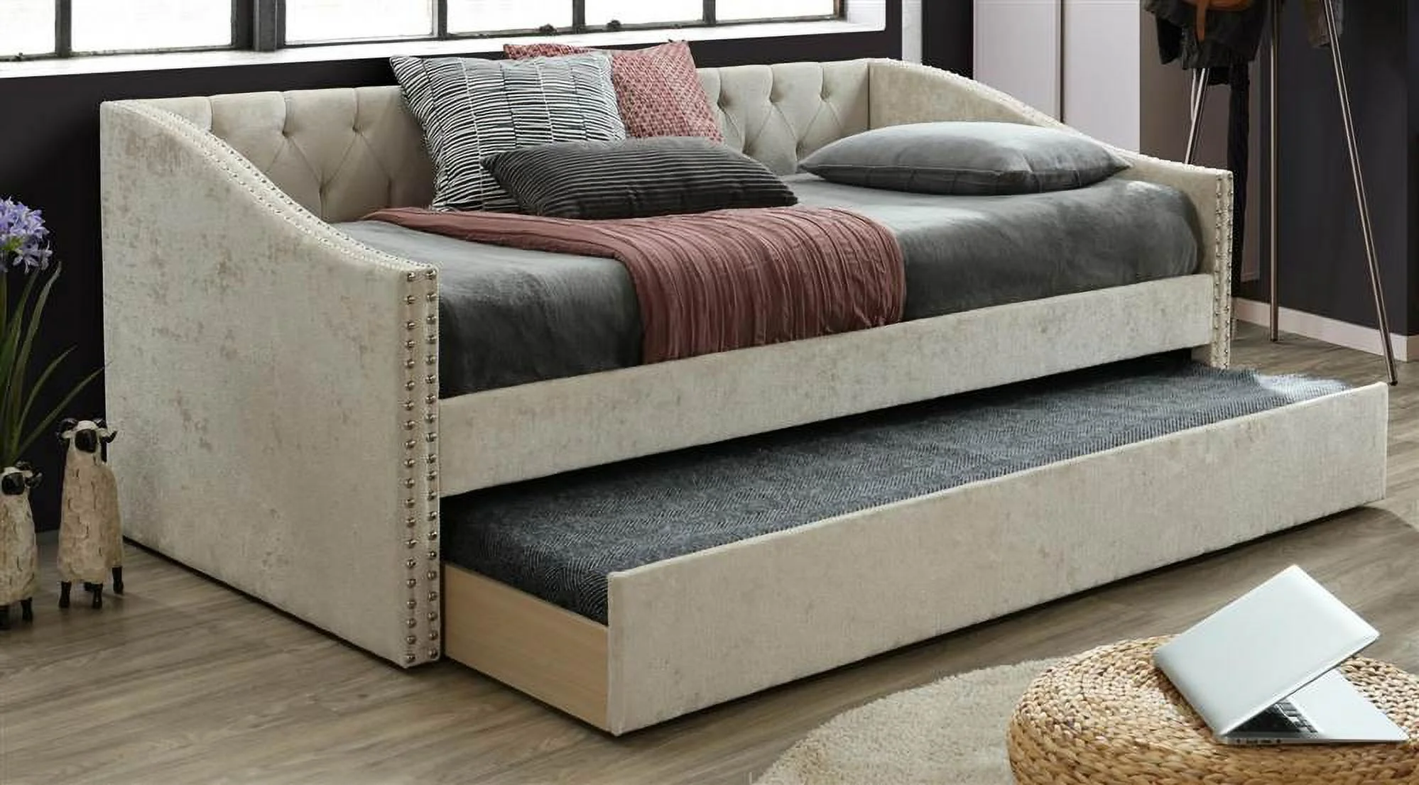 Myco Furniture Giovanni Daybed, Beige
