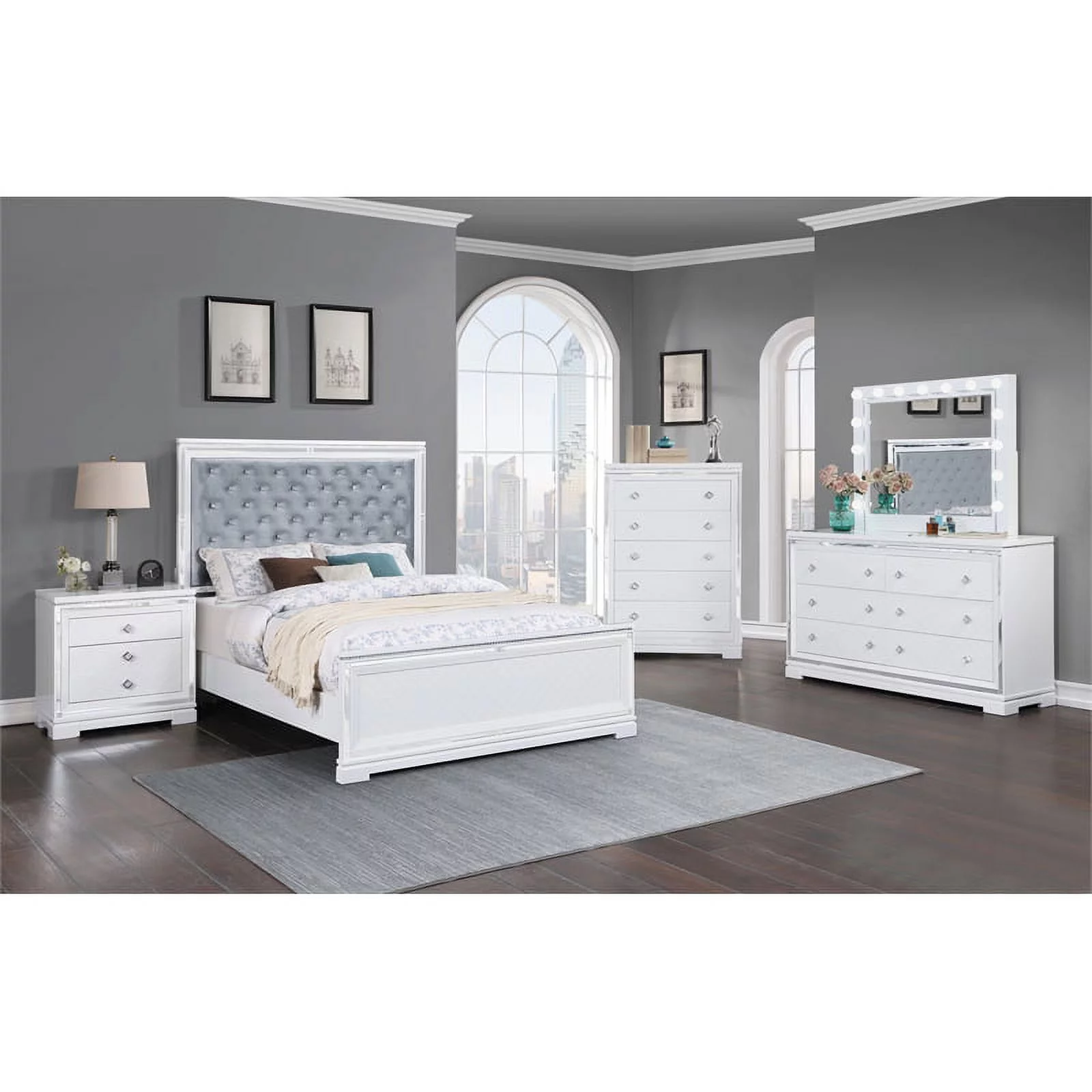 Bowery Hill 5-Piece Wood California King Bedroom Set in White/Silver