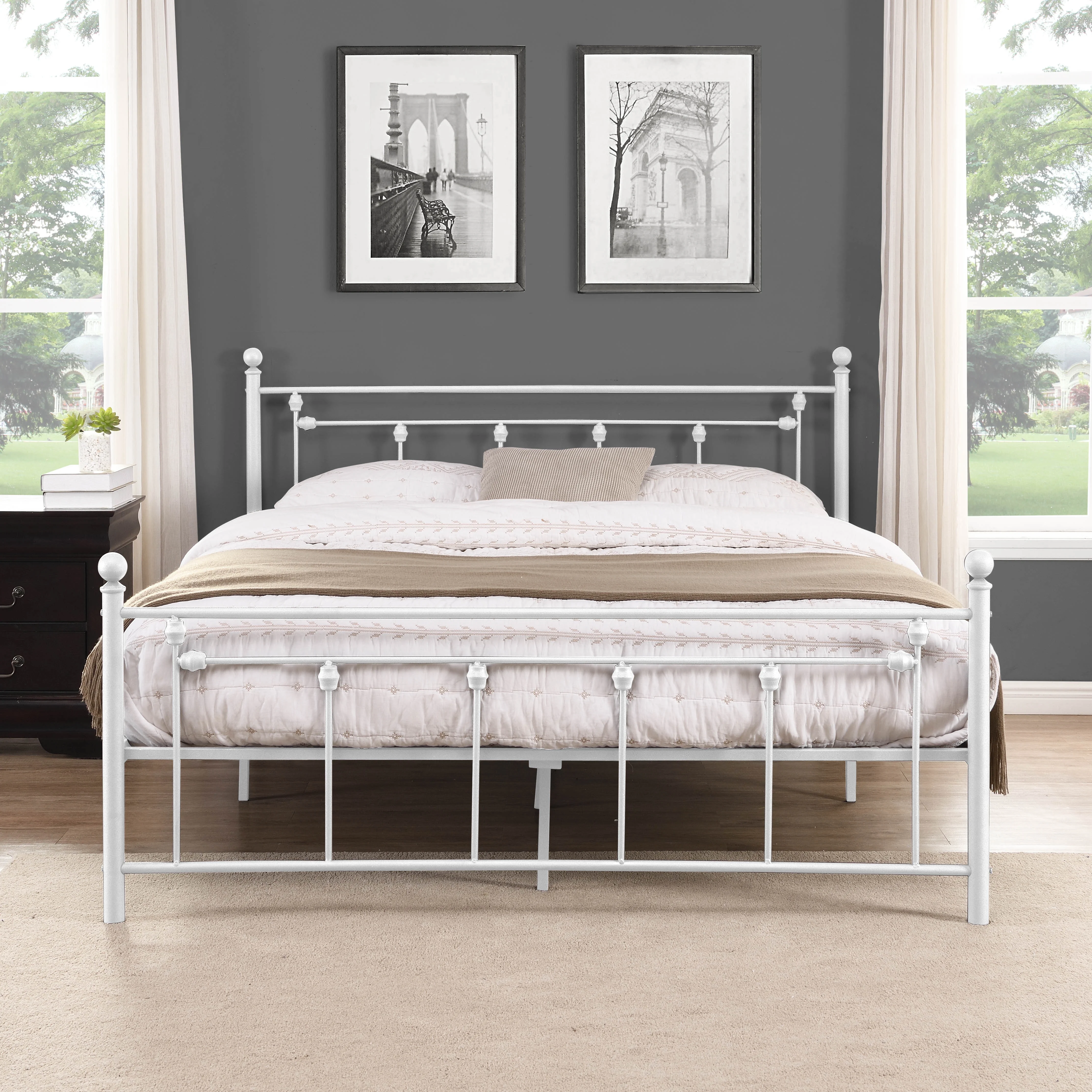 White Queen Victorian Style Metal Platform Bed (Fully Slated)