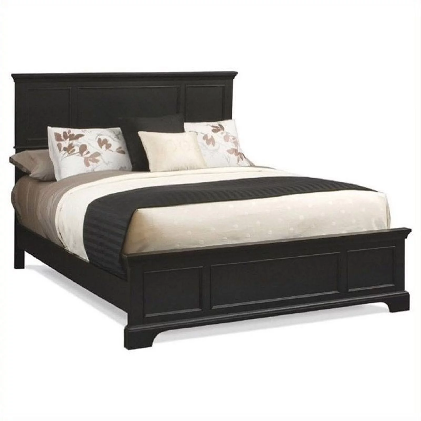 Hawthorne Collections Traditional Wood Queen Panel Bed in Black