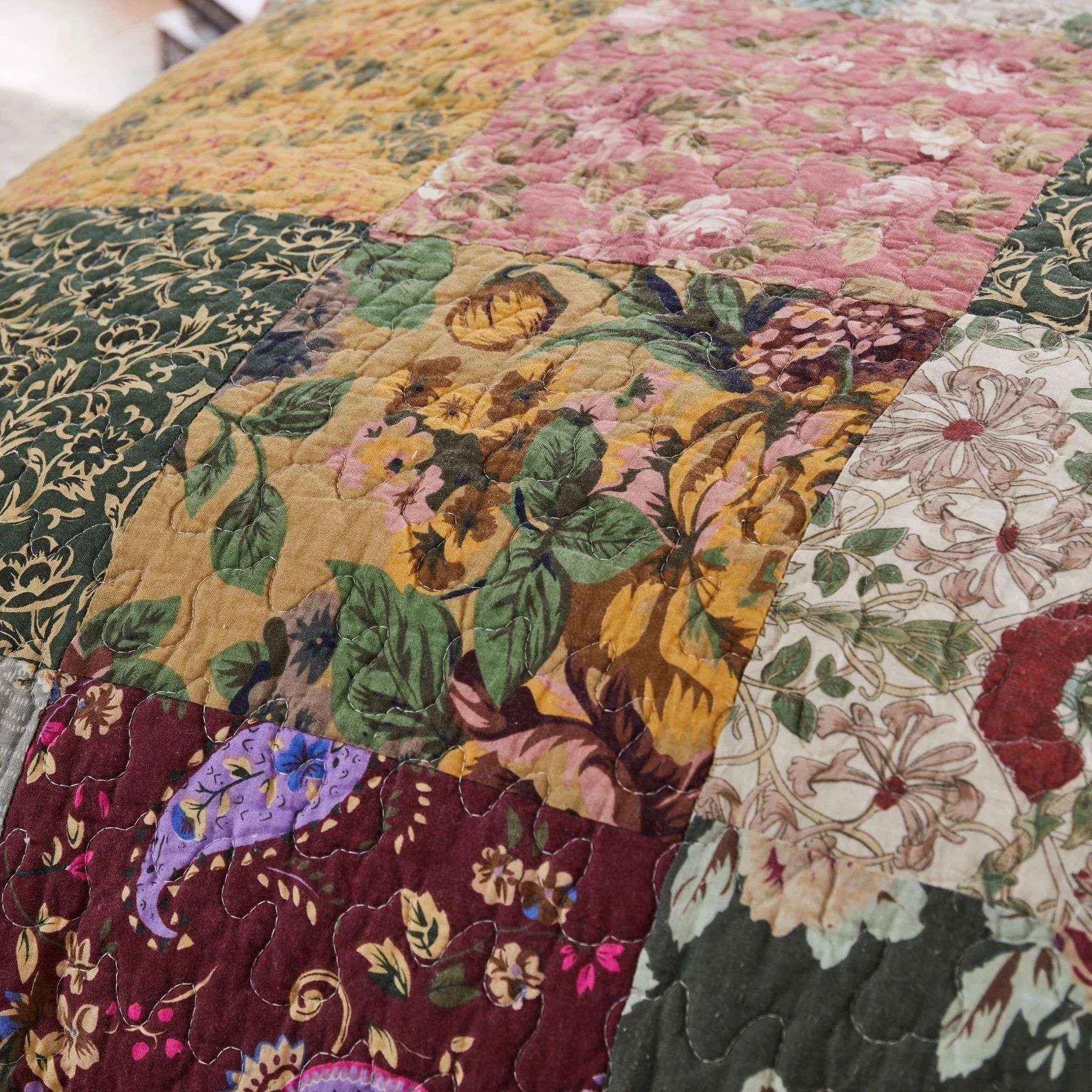 Greenland Home Fashions  Antique Chic 5-piece Daybed Set