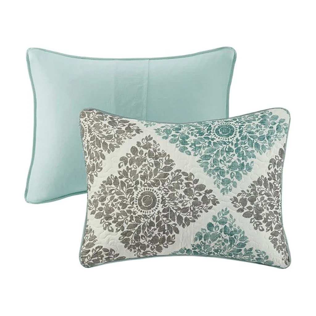 Gracie Mills Mitchell 6-Piece Reversible Quilt Set and Coordinating Throw Pillows - GRACE-3140