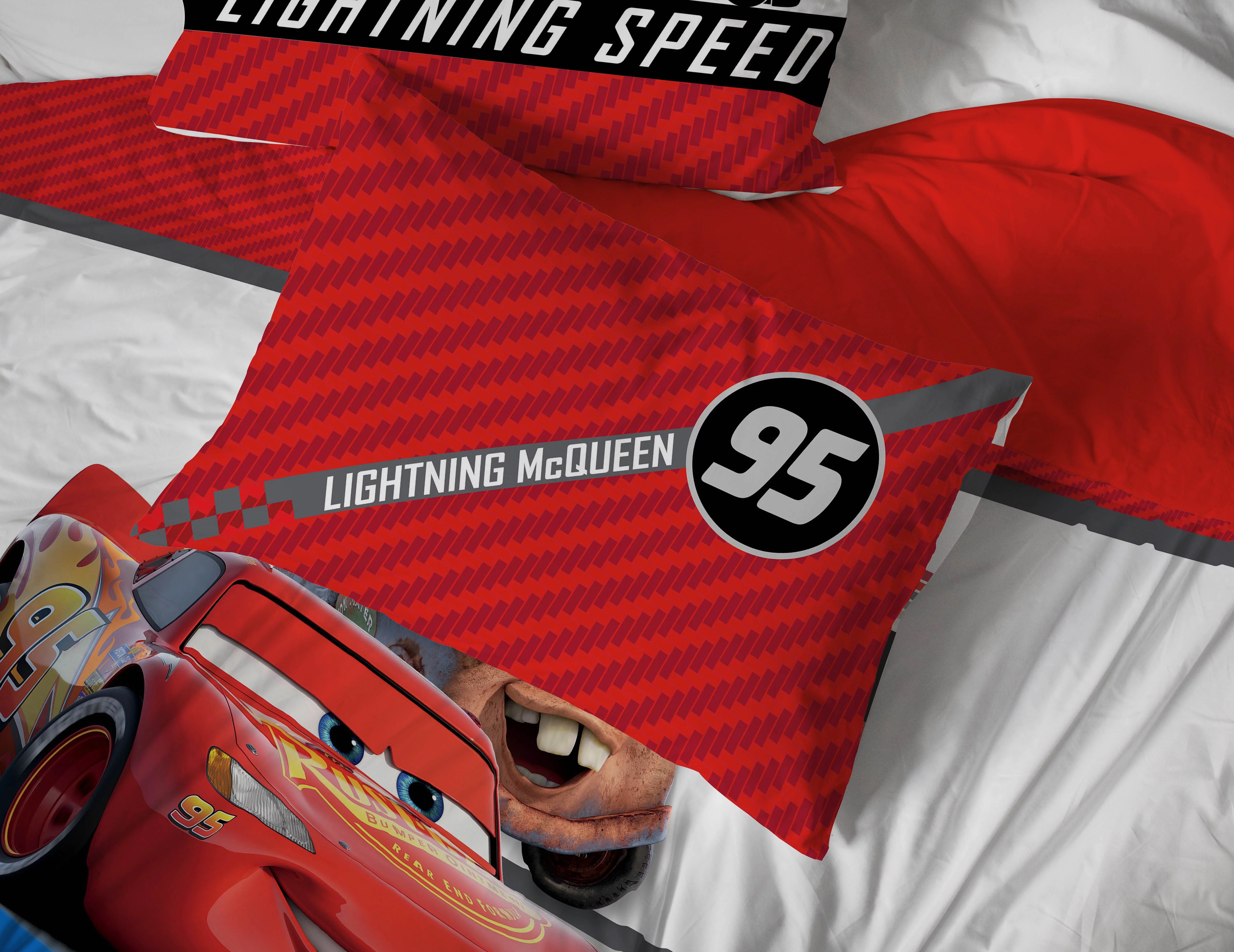 Disney Pixar Cars Racing Machine Red & White 7 Piece Full Bed Set, 100% Microfiber