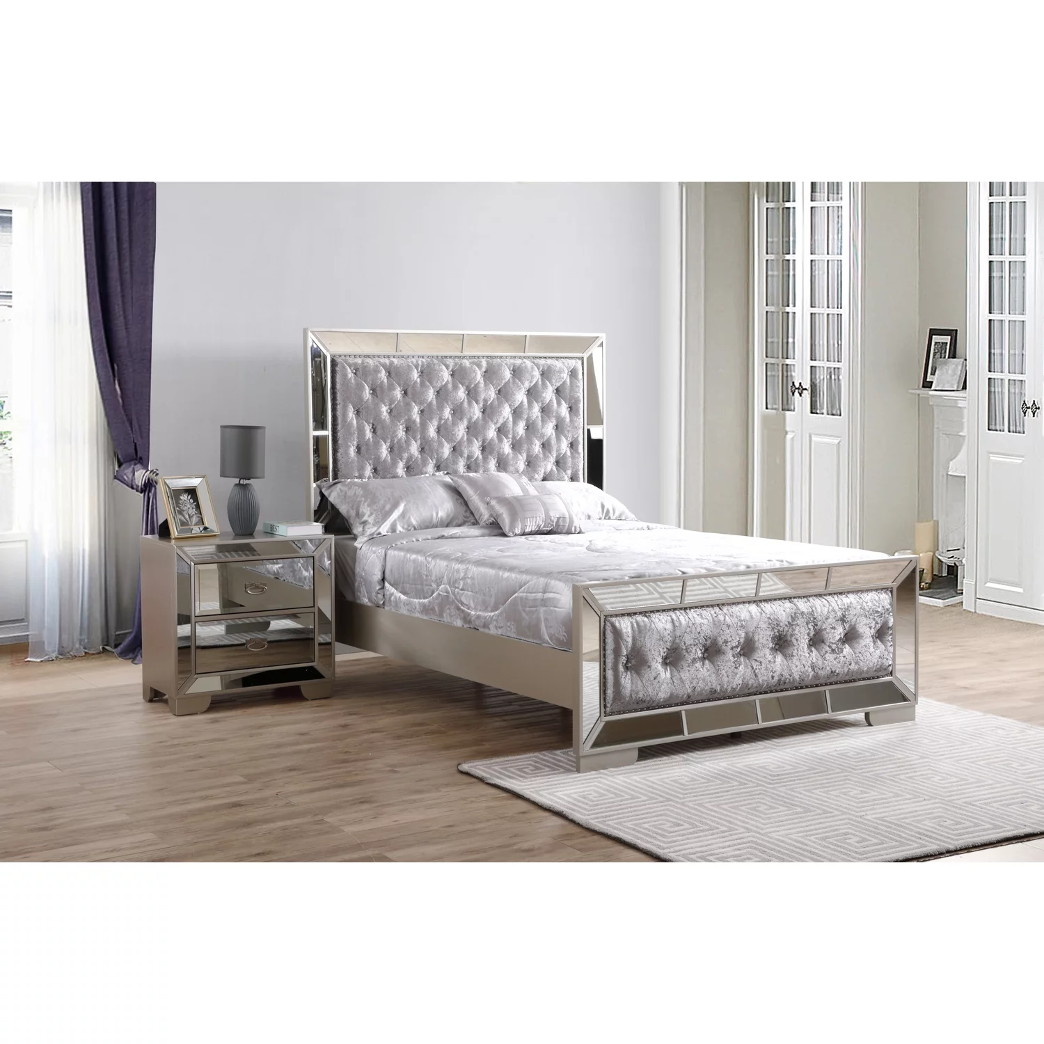 Maykoosh Rustic Refinement G8105A-QB Queen Bed , Silver Champagne