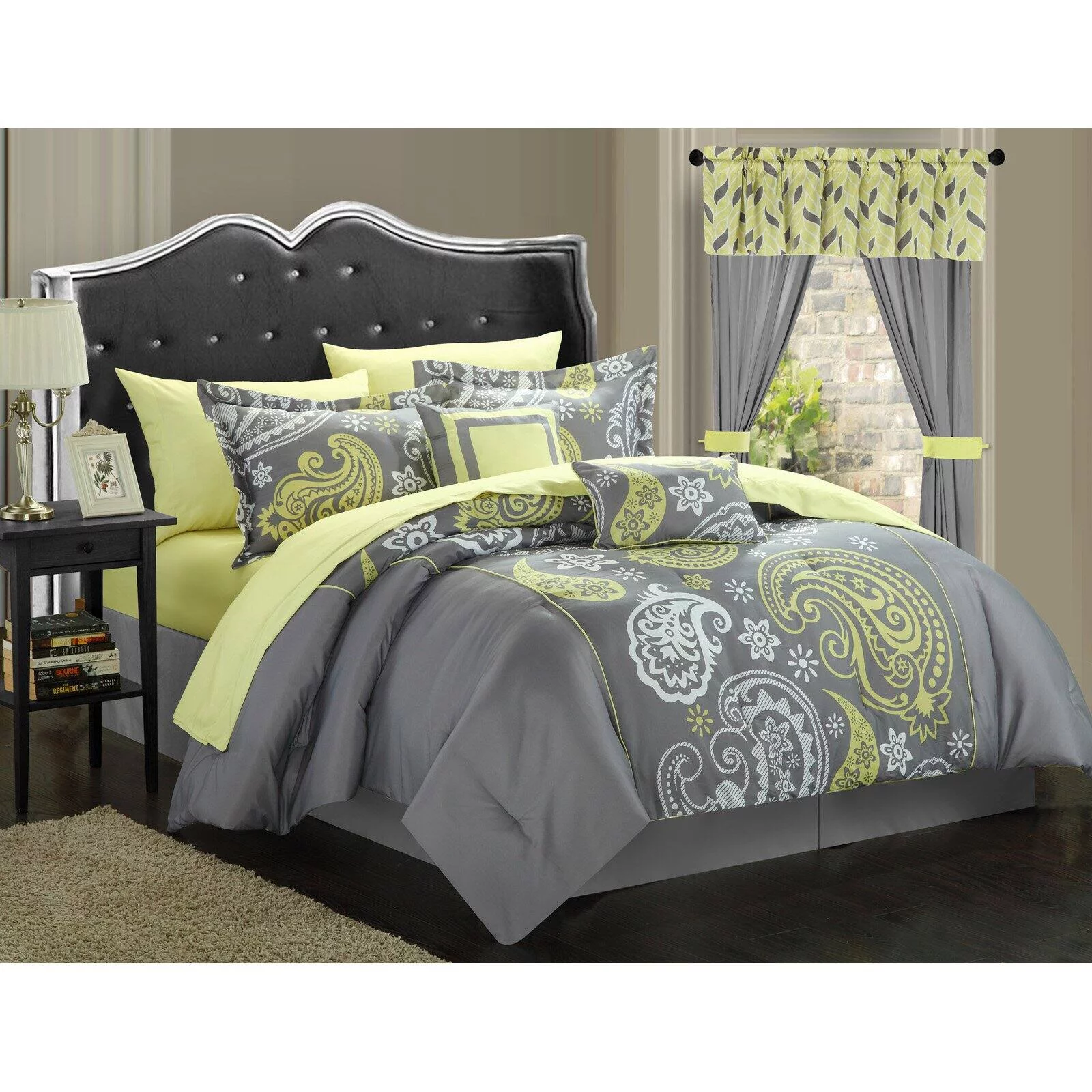 Olivia 20-Piece Paisley Print Reversible Complete Bed In A Bag Comforter Set