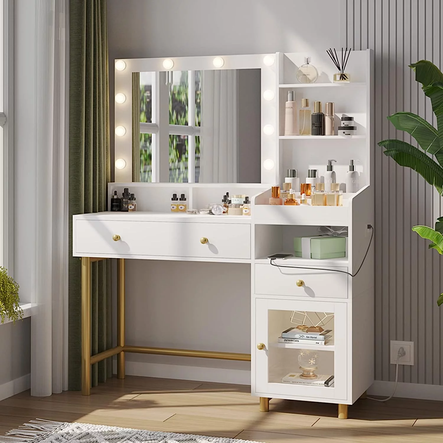 Makeup Vanity Desk with Lighted Mirror and Drawers, Vanity Desk Table Dressing Table with Charging Station & Lights for Bedroom,White