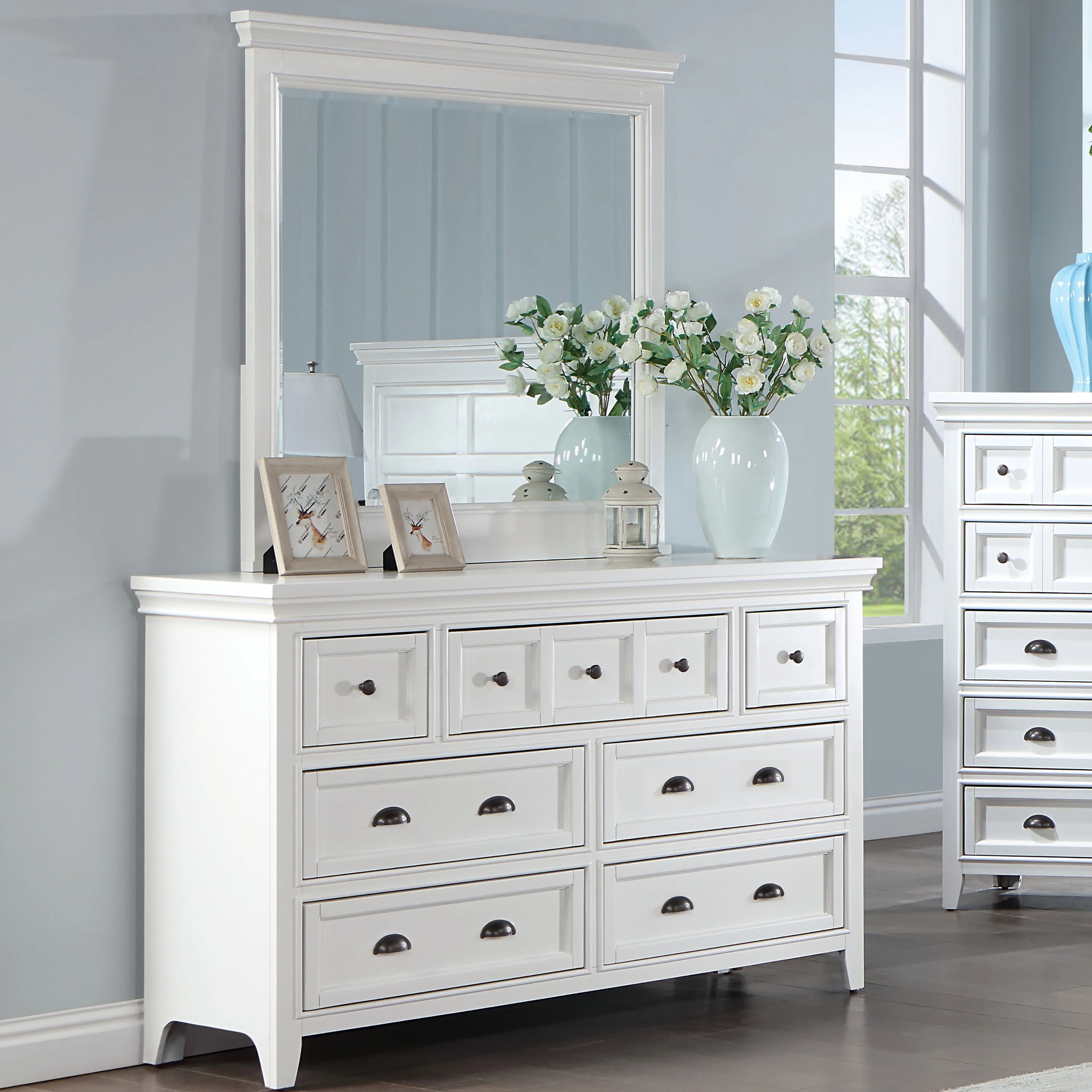 Furniture of America Senoma Wood 7-Drawer Dresser with Mirror, White