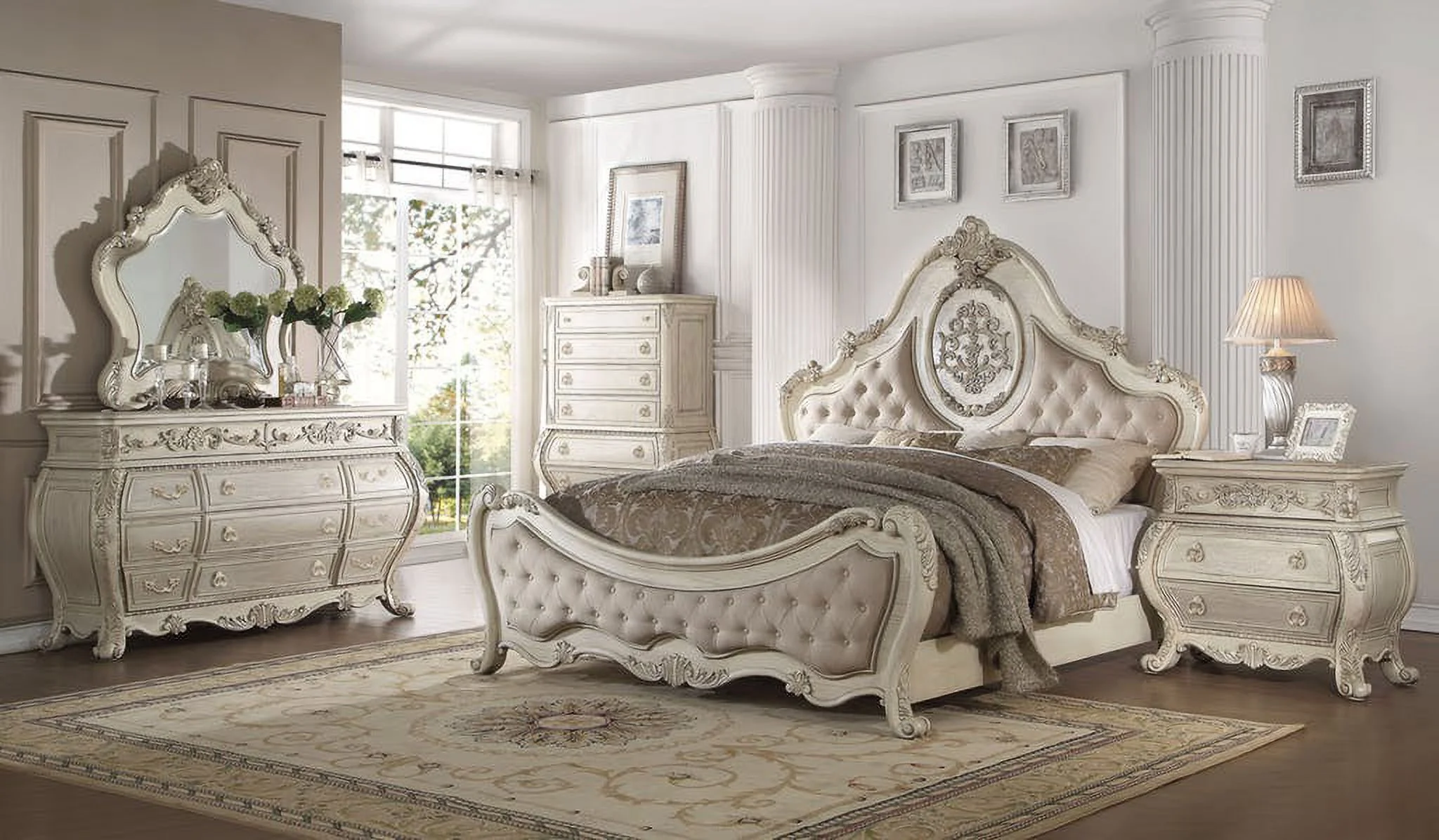Luxury Vintage White Finish PU Tufted Eastern King Size 1pc Bedroom Furniture Bed
