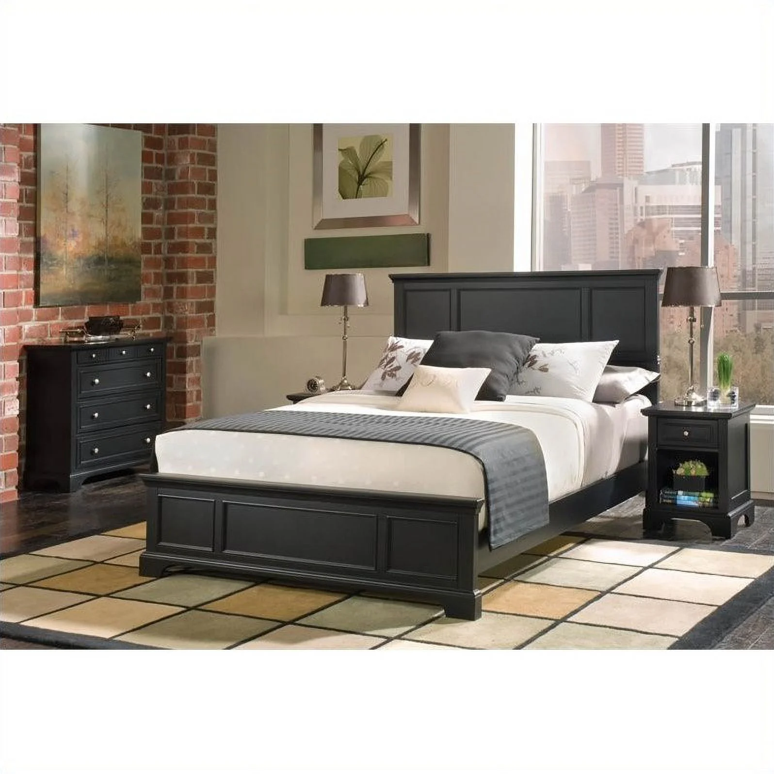 Pemberly Row Traditional styled Wood Queen Bed in Black Finish