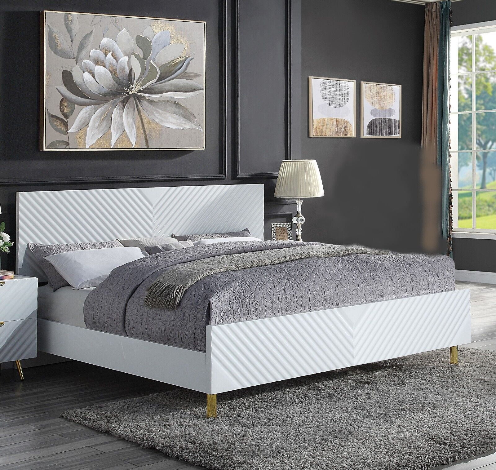 Glamorous Style White Gloss Finish 1pc Queen Size Bed Gold Metal Accents Legs Furniture