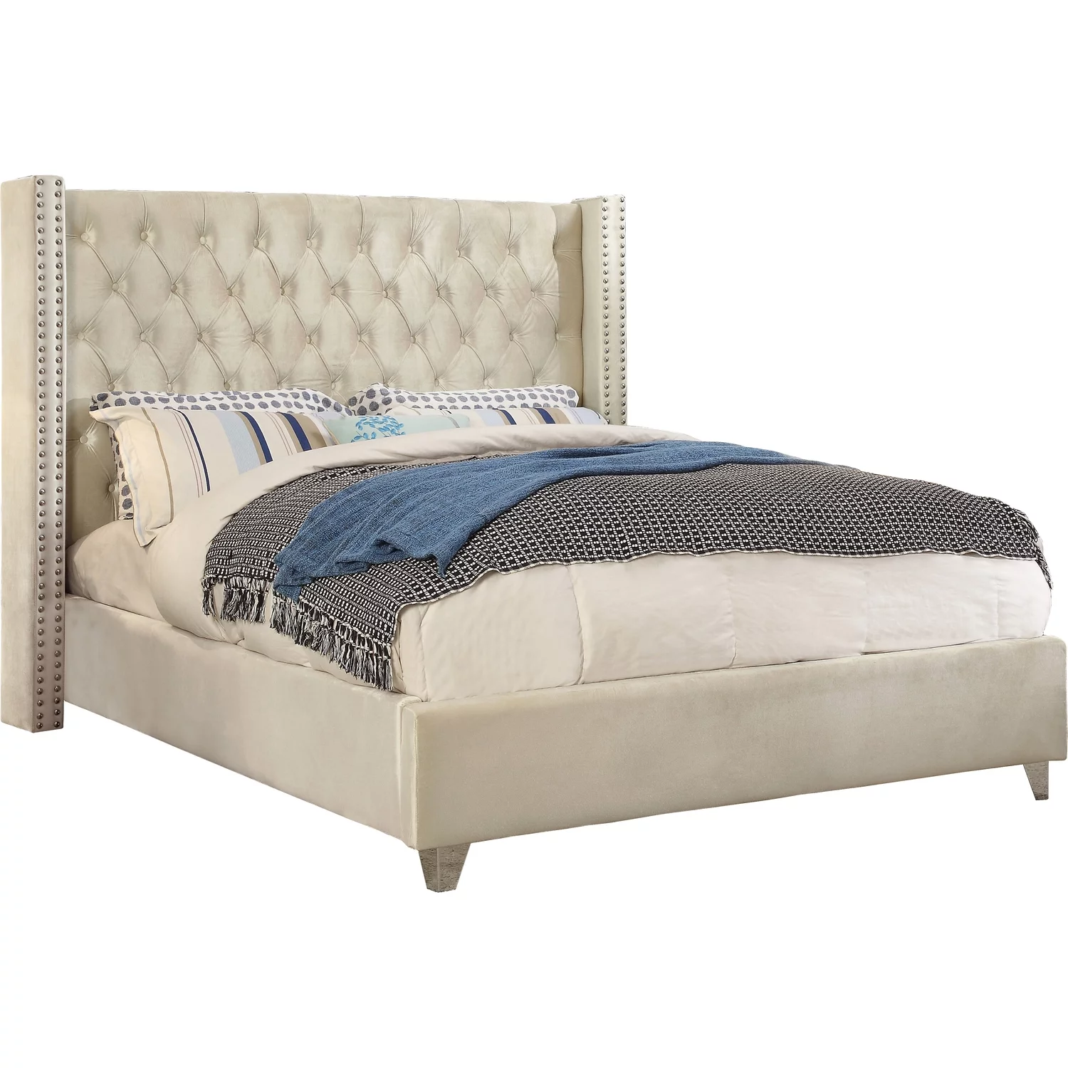 Homestock  Antique Ambiance Cream Velvet King Bed