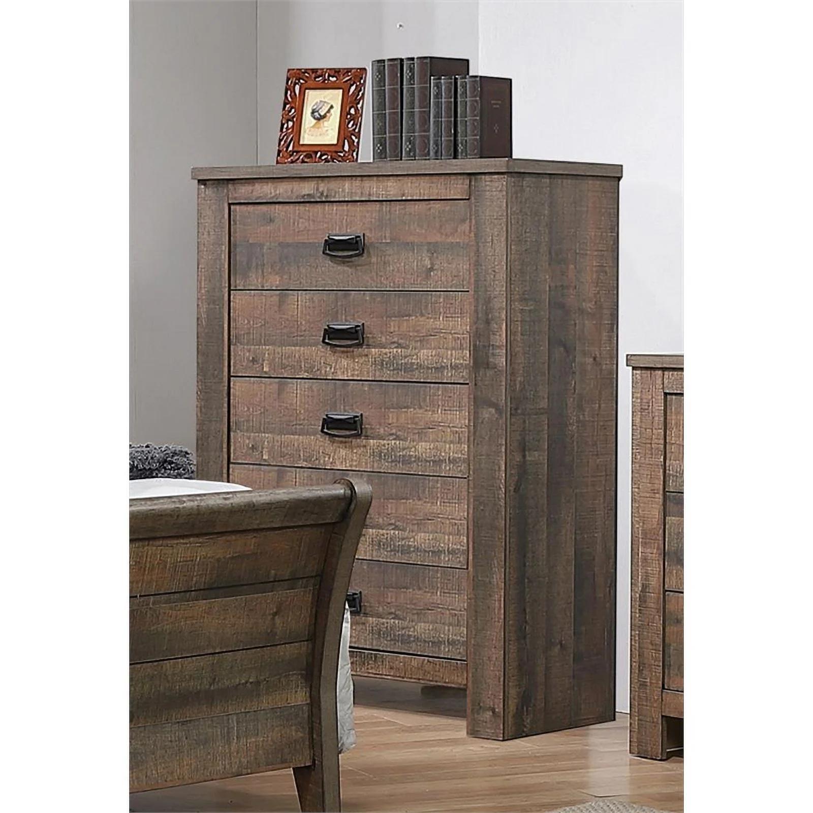 Bowery Hill 5-drawer Farmhouse Wood Chest in Weathered Oak Finish