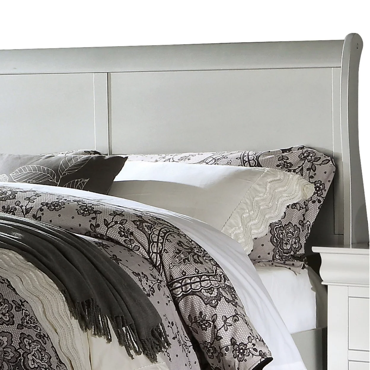 Sleigh Design Full Size Bed with Rectangular Thin Legs, Silver- Saltoro Sherpi