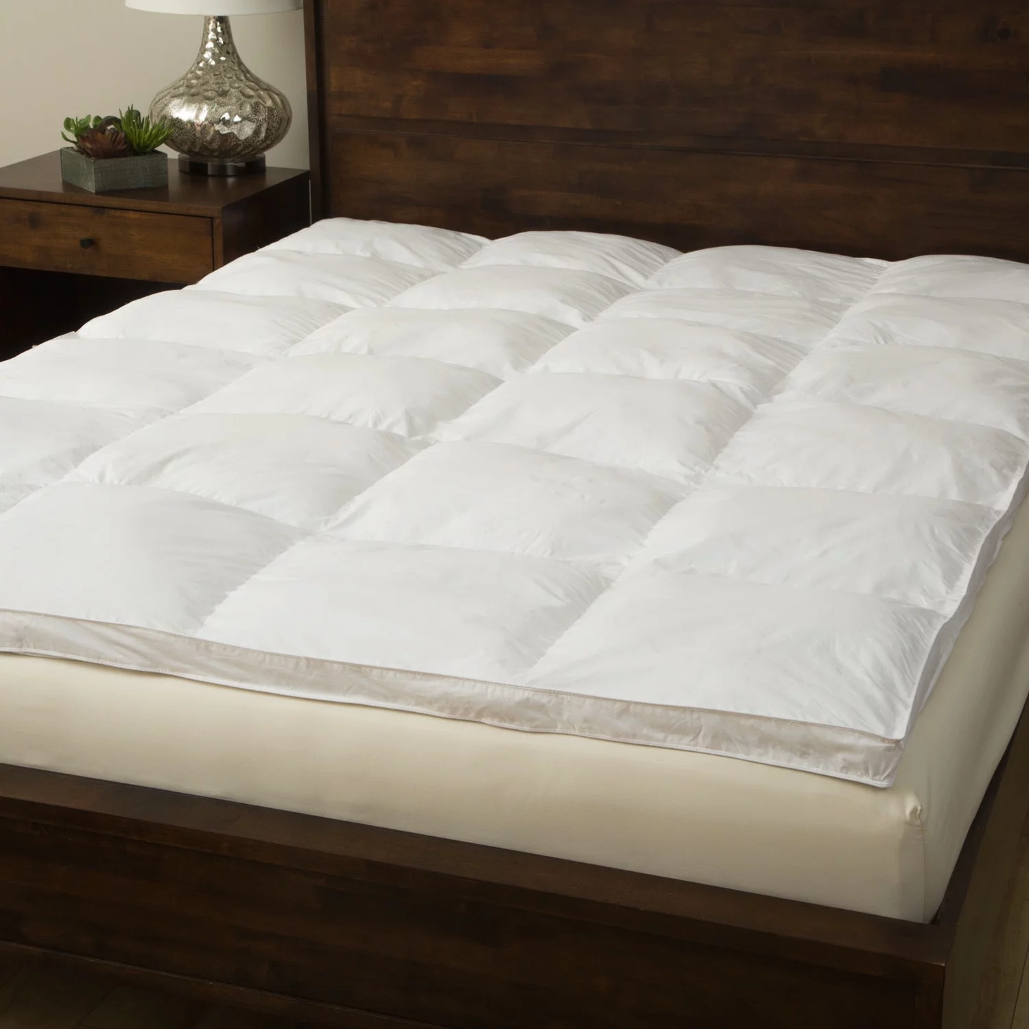 Grandeur Collection 233 Thread Count Cotton Fiber Bed by White Twin XL