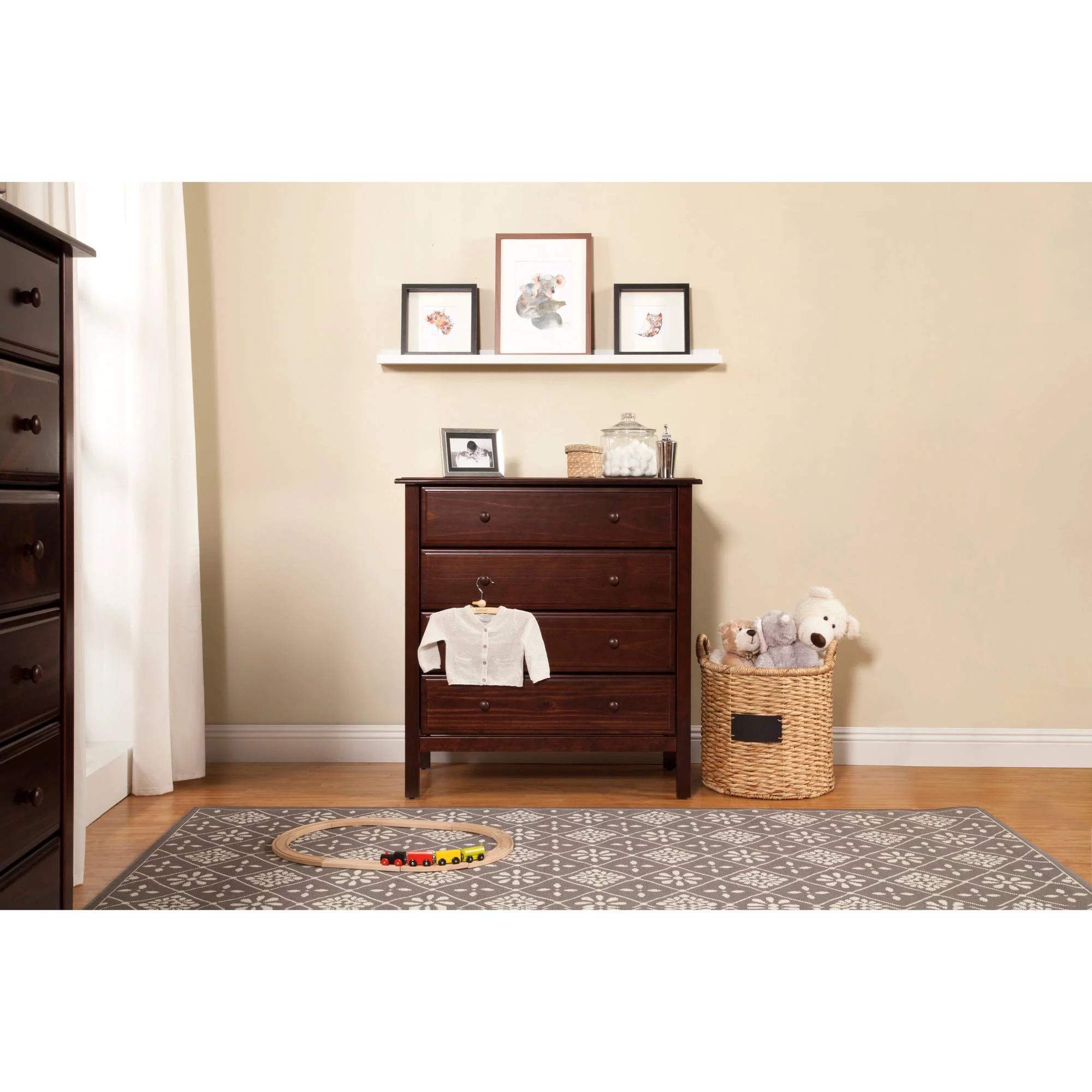 DaVinci Jayden 4-Drawer Dresser in Espresso Finish