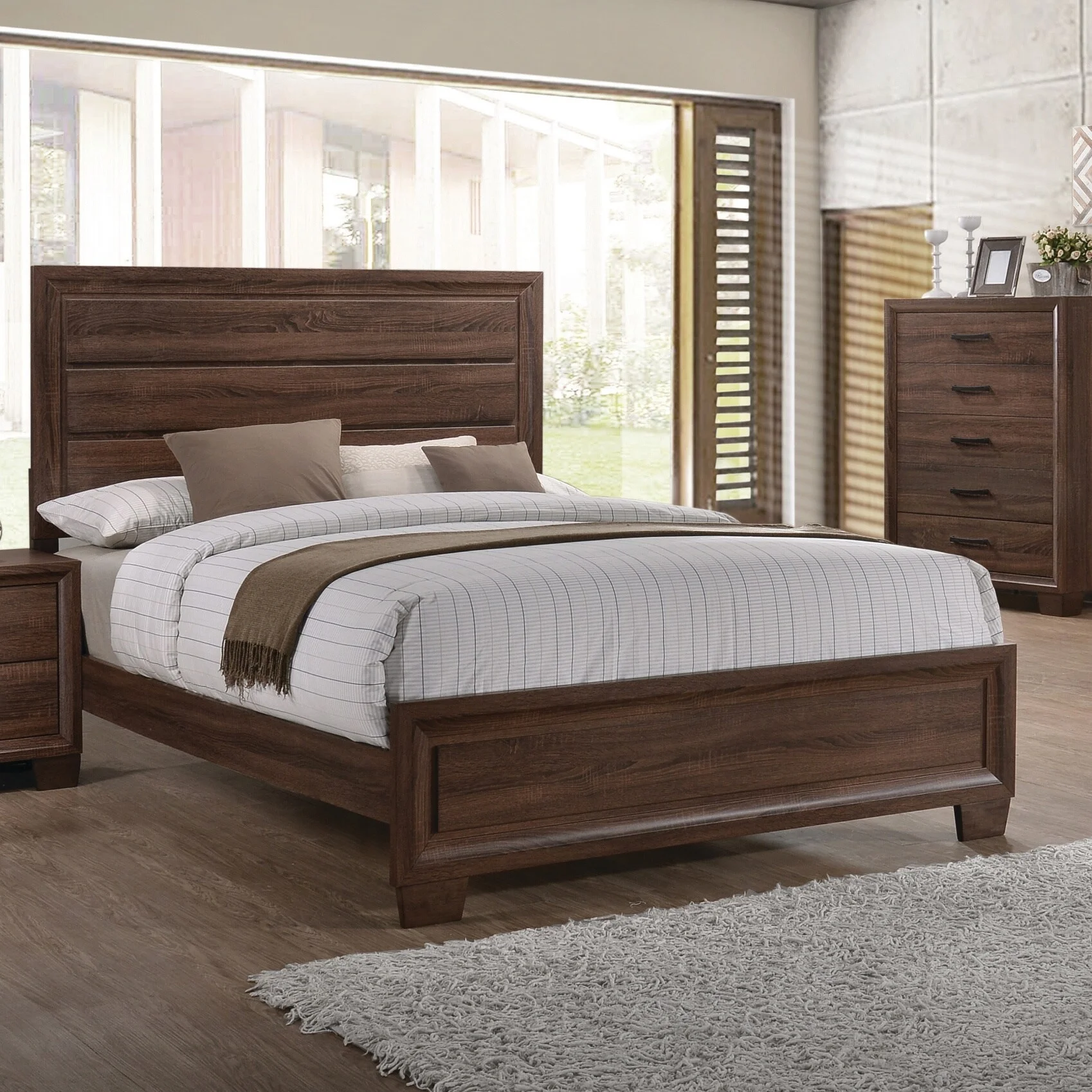 Coaster  Furniture Brandon Medium Warm Brown Panel Bed King