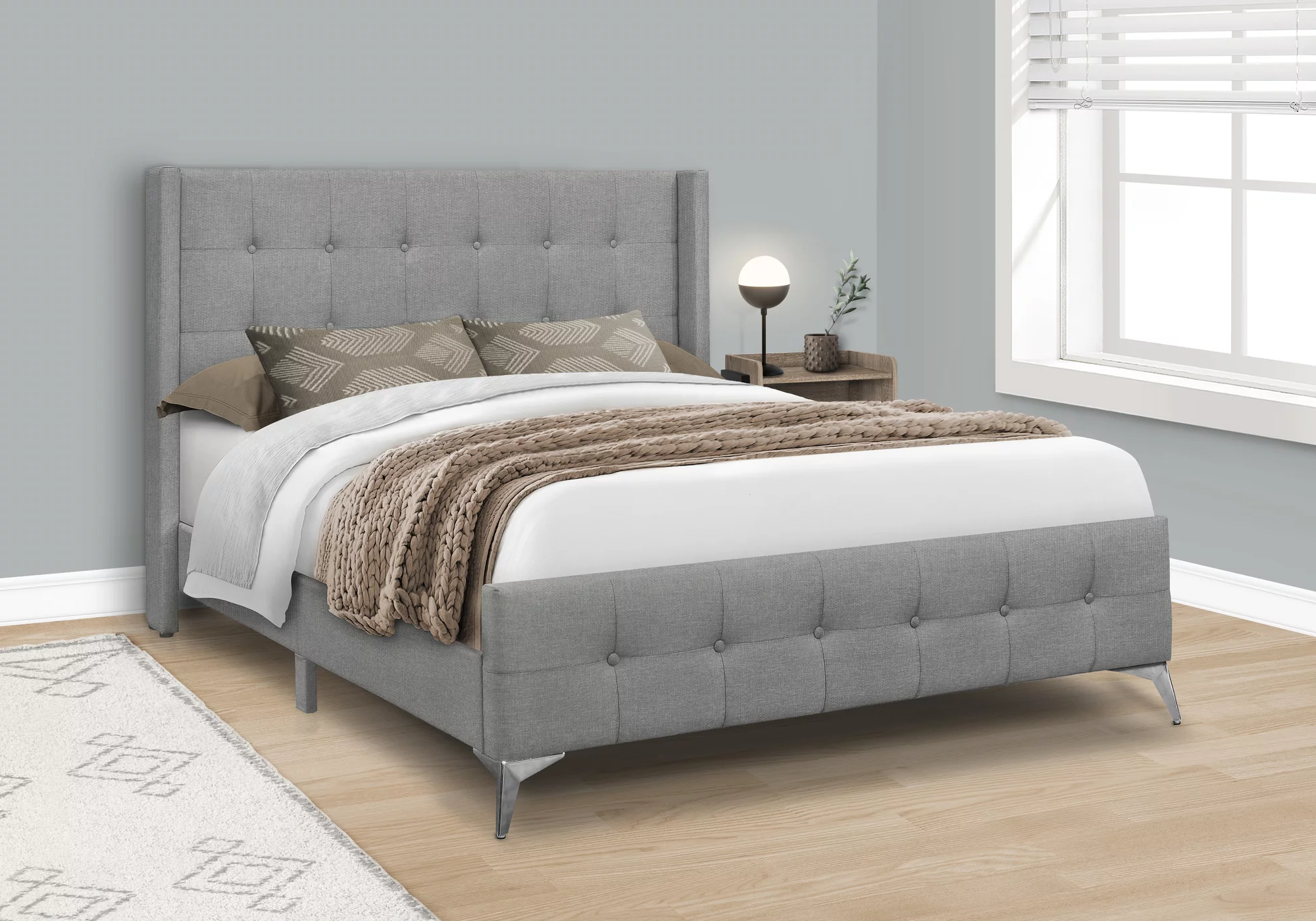 Bed - Queen Size - Bedroom - Upholstered - Gray Linen Look