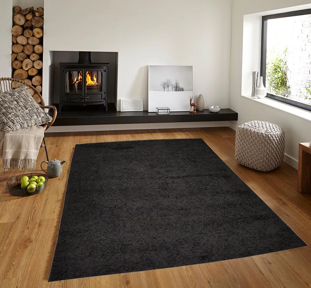 Homedora Design Rectengular Shag Area Rug, 5x7 Solid Color Low Pile Shag, Easy to clean, Pet Friendly, Soft Nursery Runner Rug for Living Rooms, Bedrooms, Black