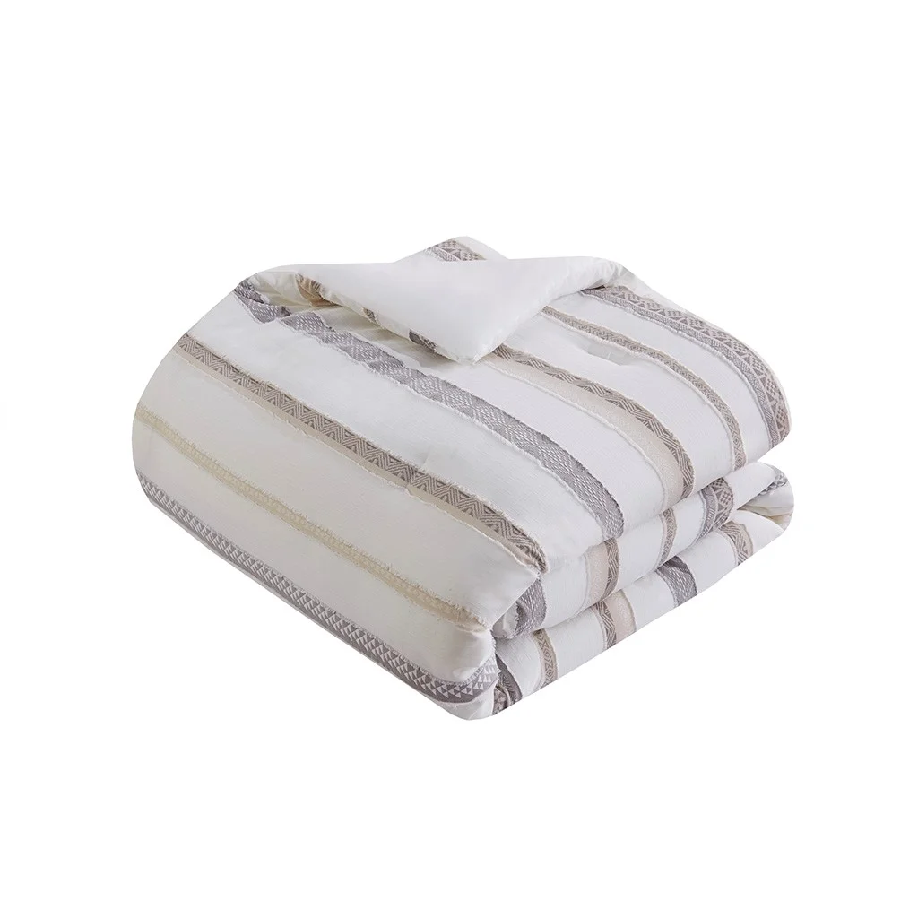 Gracie Mills Ismael Clipped Jacquard Stripe 5-Piece Comforter Set - GRACE-15269