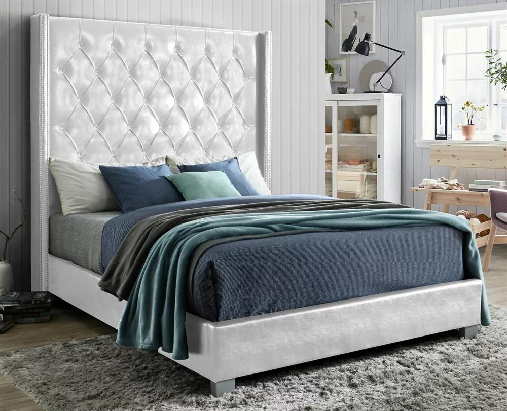 Myco Furniture Juliana Queen Bed, White