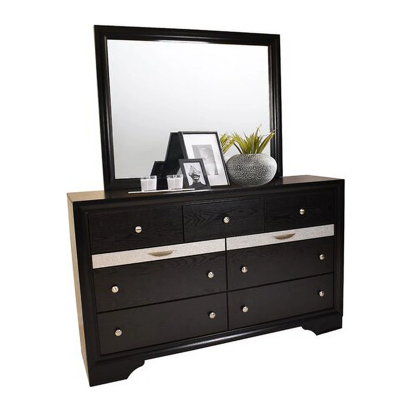 Sportaza Traditional Matrix 7 Drawer Dresser in Black made with Wood
