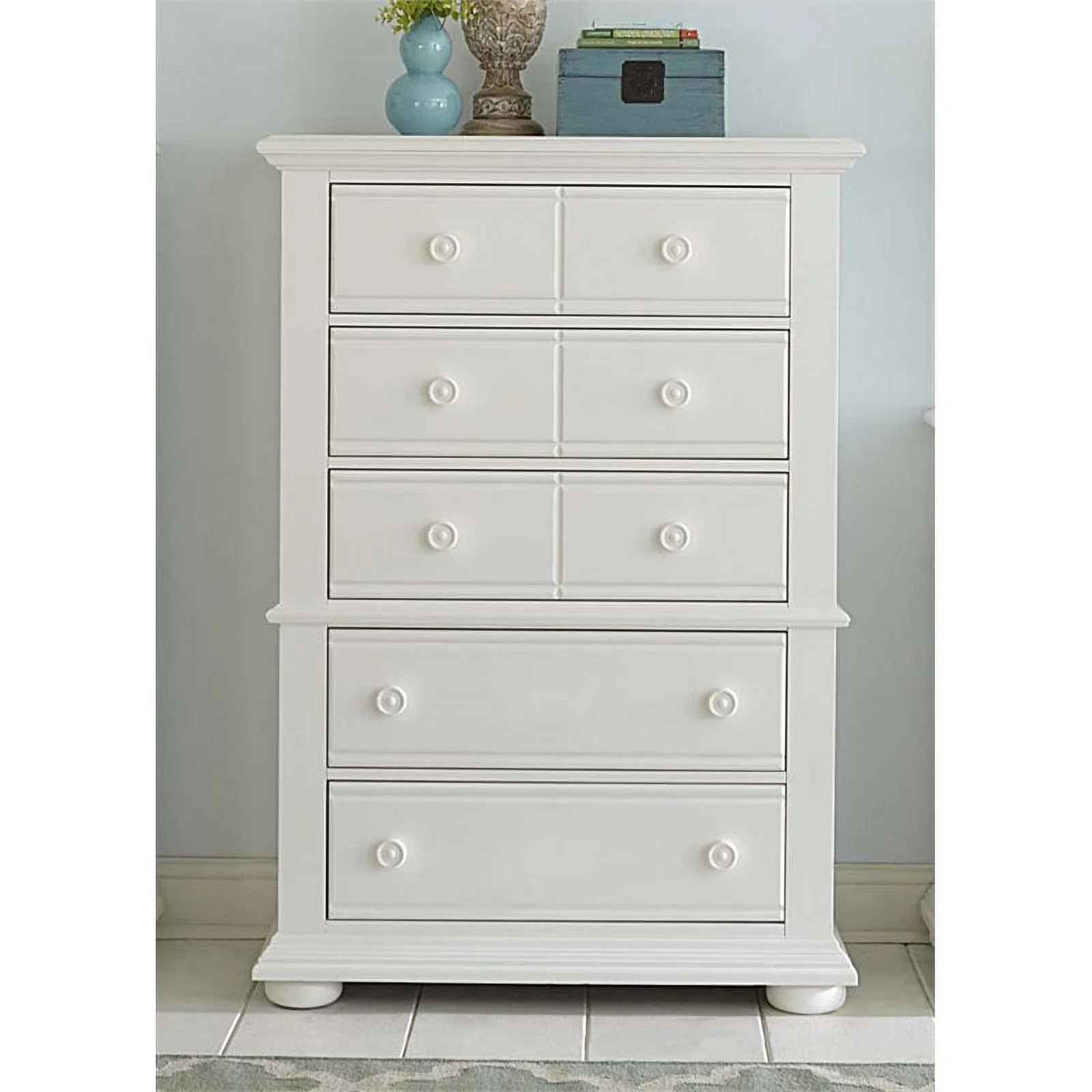 Home Square 2-Piece Set with Summer House Queen Poster Bed & 5-Drawer Chest