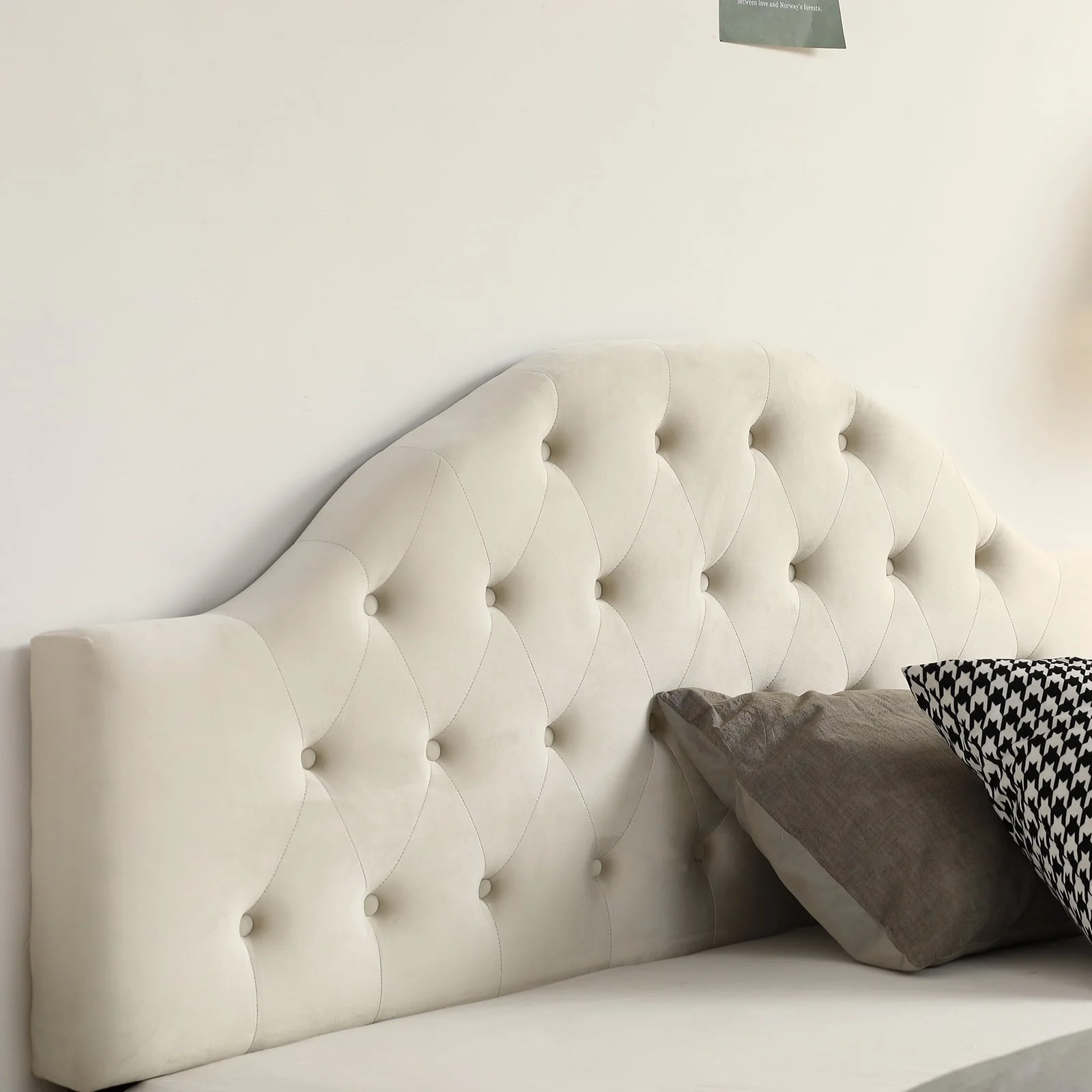 uhomepro Button Tufted Upholstered Headboard Queen Size, European Style Curved Headboard, Adjustable Metal Legs for Bedroom Decor, Beige
