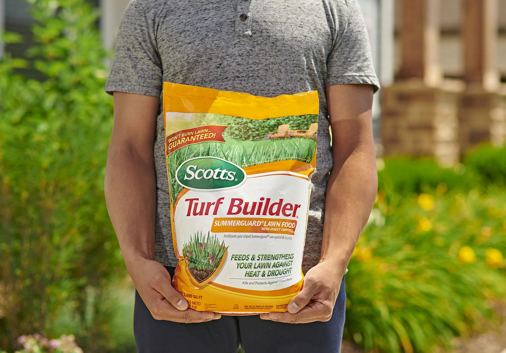 Scotts Turf Builder SummerGuard Lawn Food with Insect Killer (2-Pack)