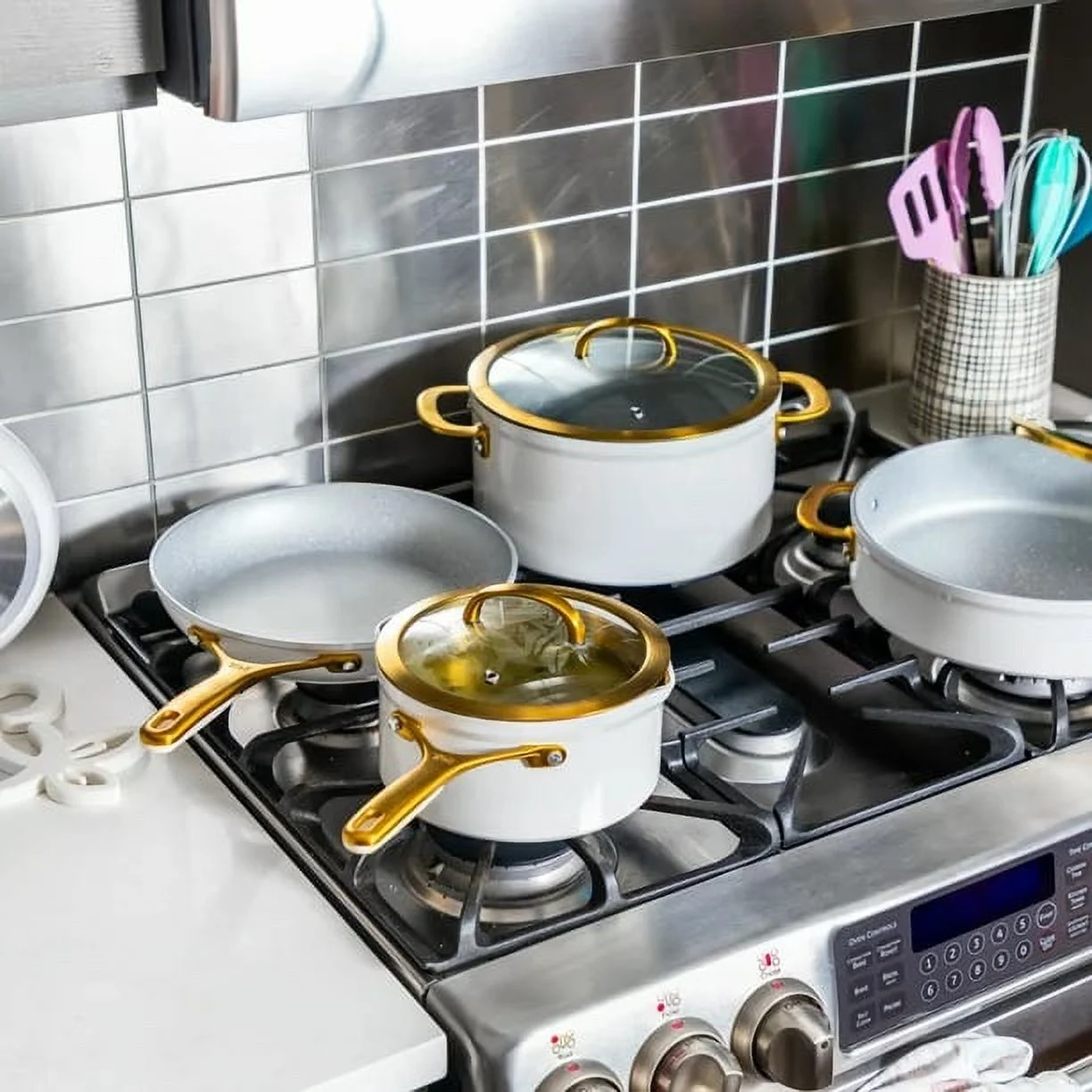 Refurbished Thyme & Table TT0461-ECOM Nonstick Supreme Cookware, 12-Piece Set, Cream
