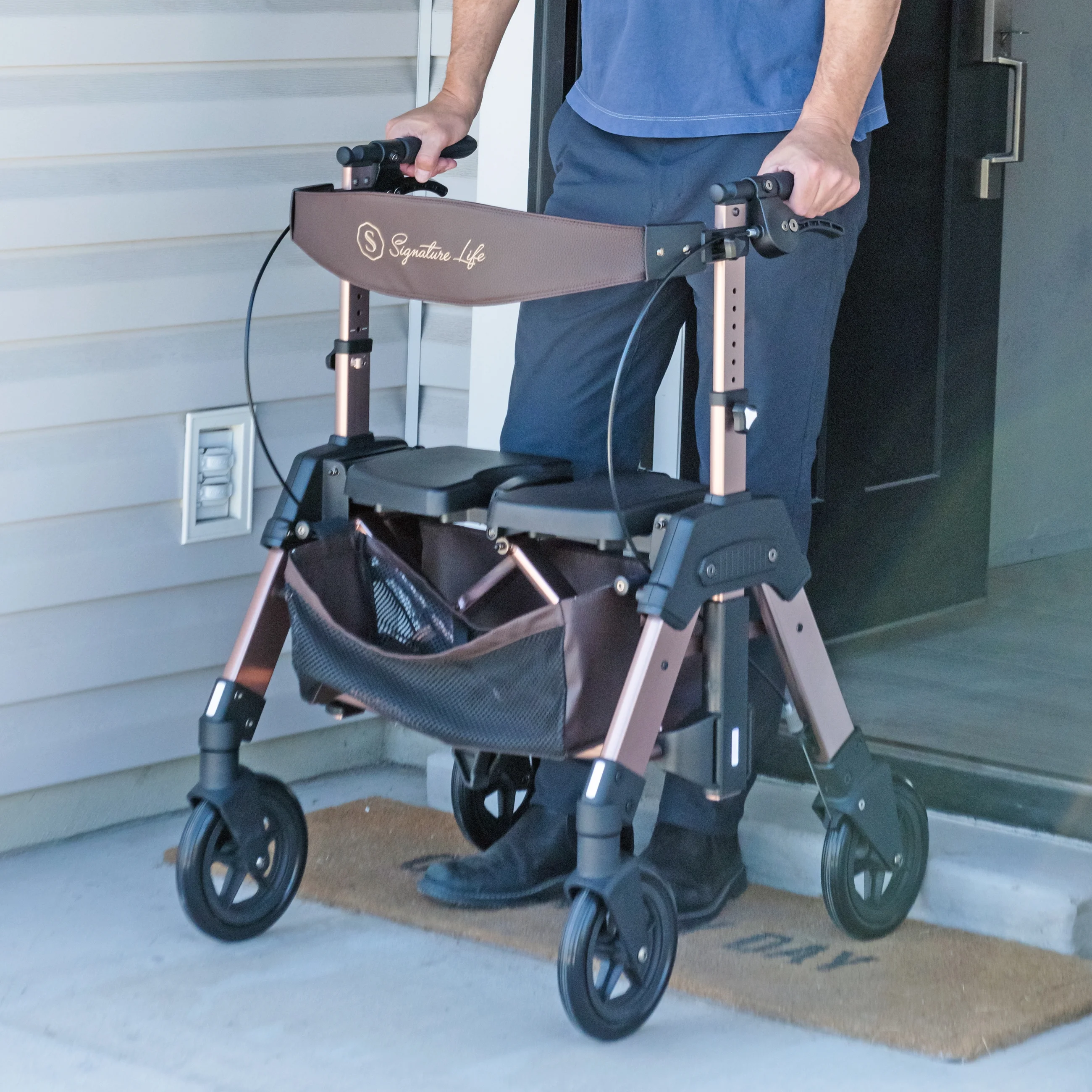 Signature Life Elite Travel Rollator Heavy Duty, Bariatric Mobility Rollator, Extra Wide 500 lbs, Folding Walker with Seat, Champagne Gold