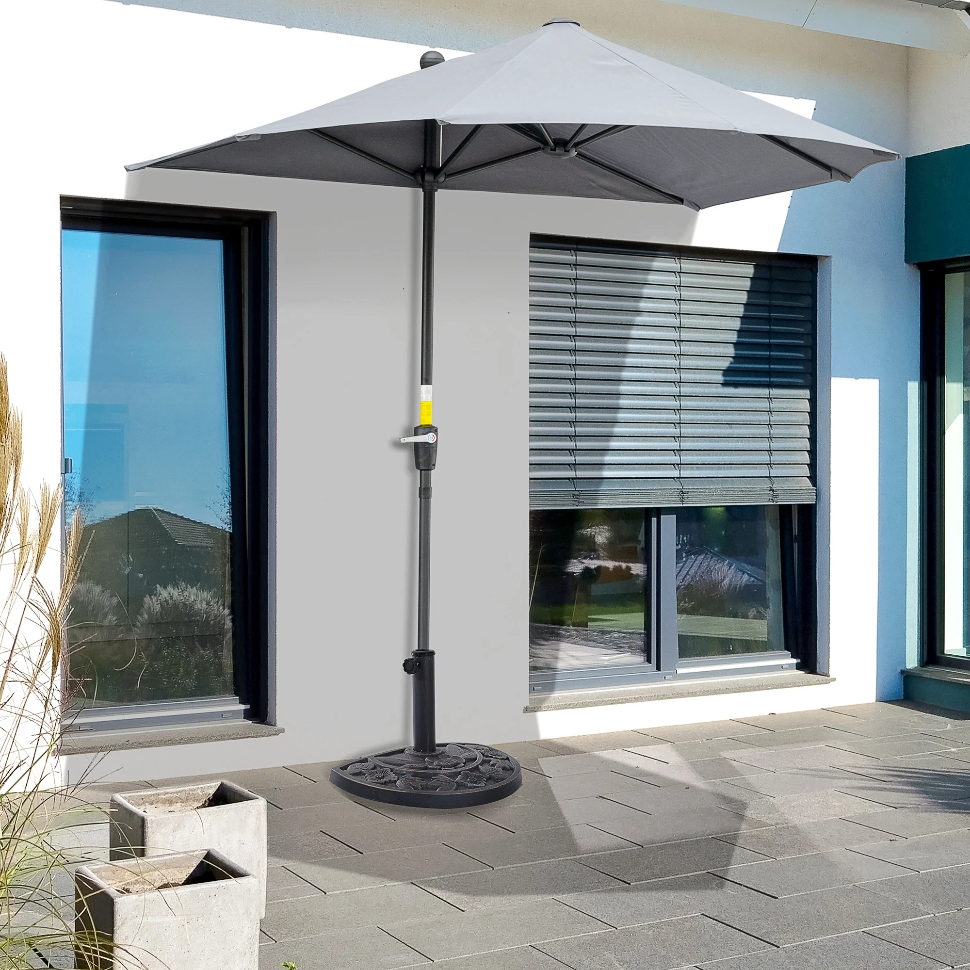Outsunny 20lbs Half Round Patio Umbrella Base Outdoor Decorative Resin Parasol Stand Holder for Φ1.5