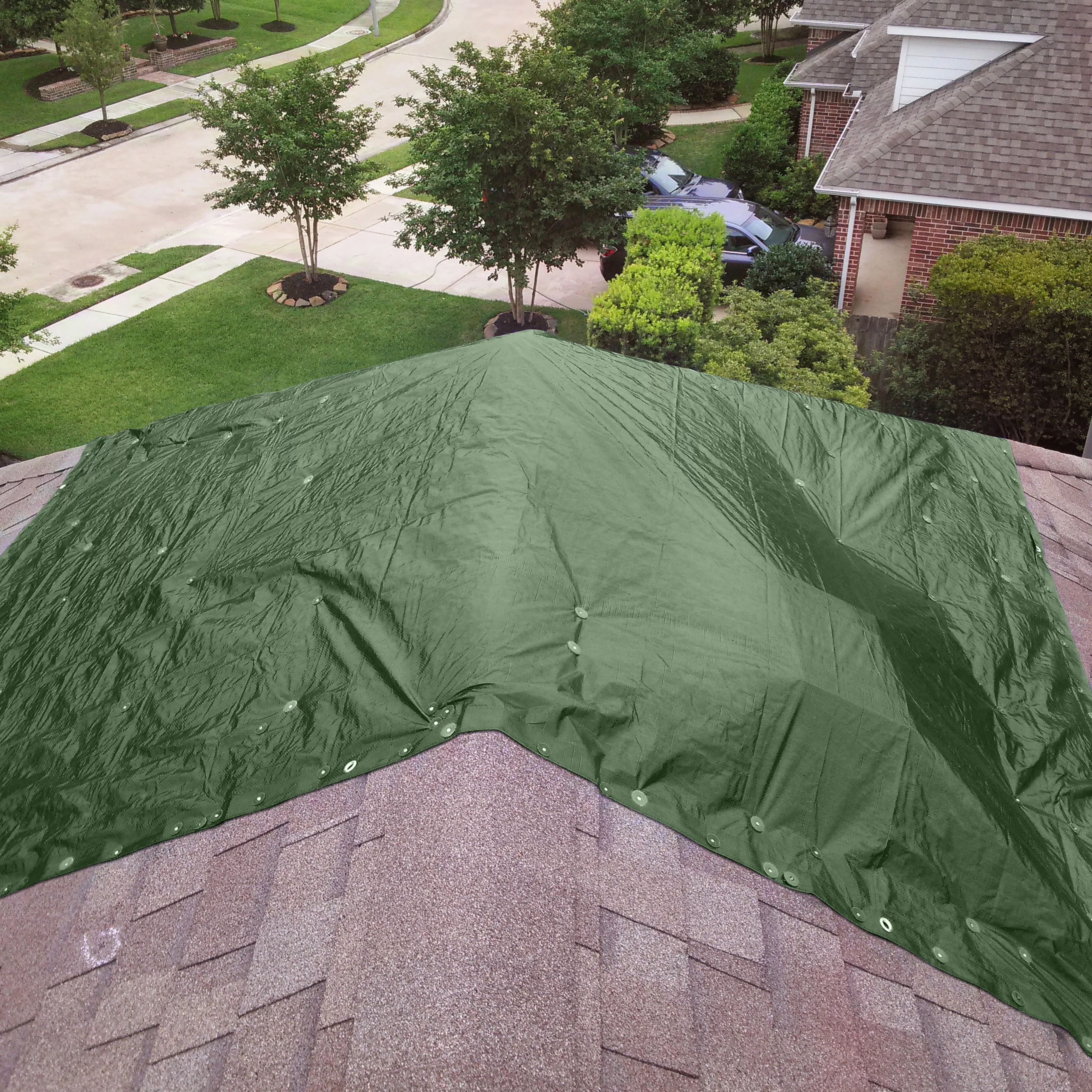 Strategy 12 Mil Commercial Grade Polyethylene Tarp Cover 40' x 30'