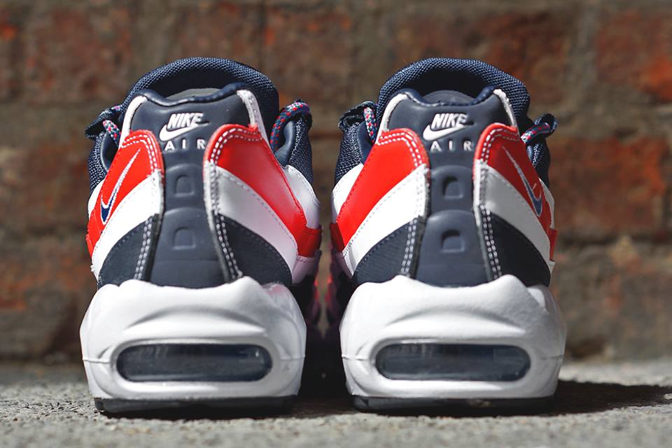 Air Max 95 City QS 'World Cup-London' 667637-400 - vstockx