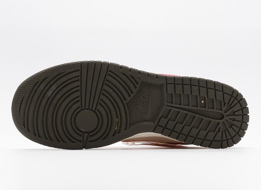 Social Status x Dunk Low GS  Strawberry Milk  DM3349-600 - vstockx