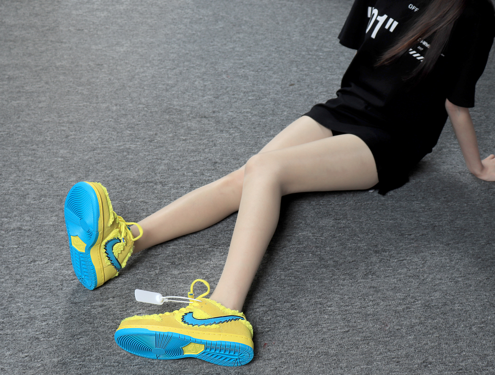 Grateful Dead x Dunk Low SB  Yellow Bear  CJ5378-700 - vstockx