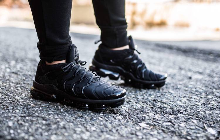 Air VaporMax Plus 'Triple Black' 924453-004 - vstockx