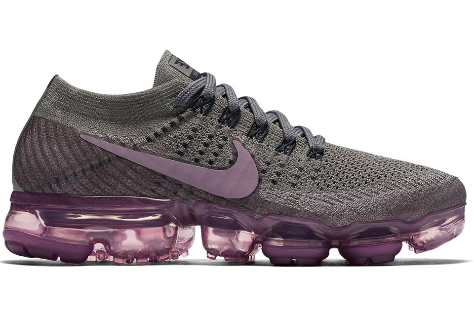 Wmns Air VaporMax 'Tea Berry' 899472-400 - vstockx