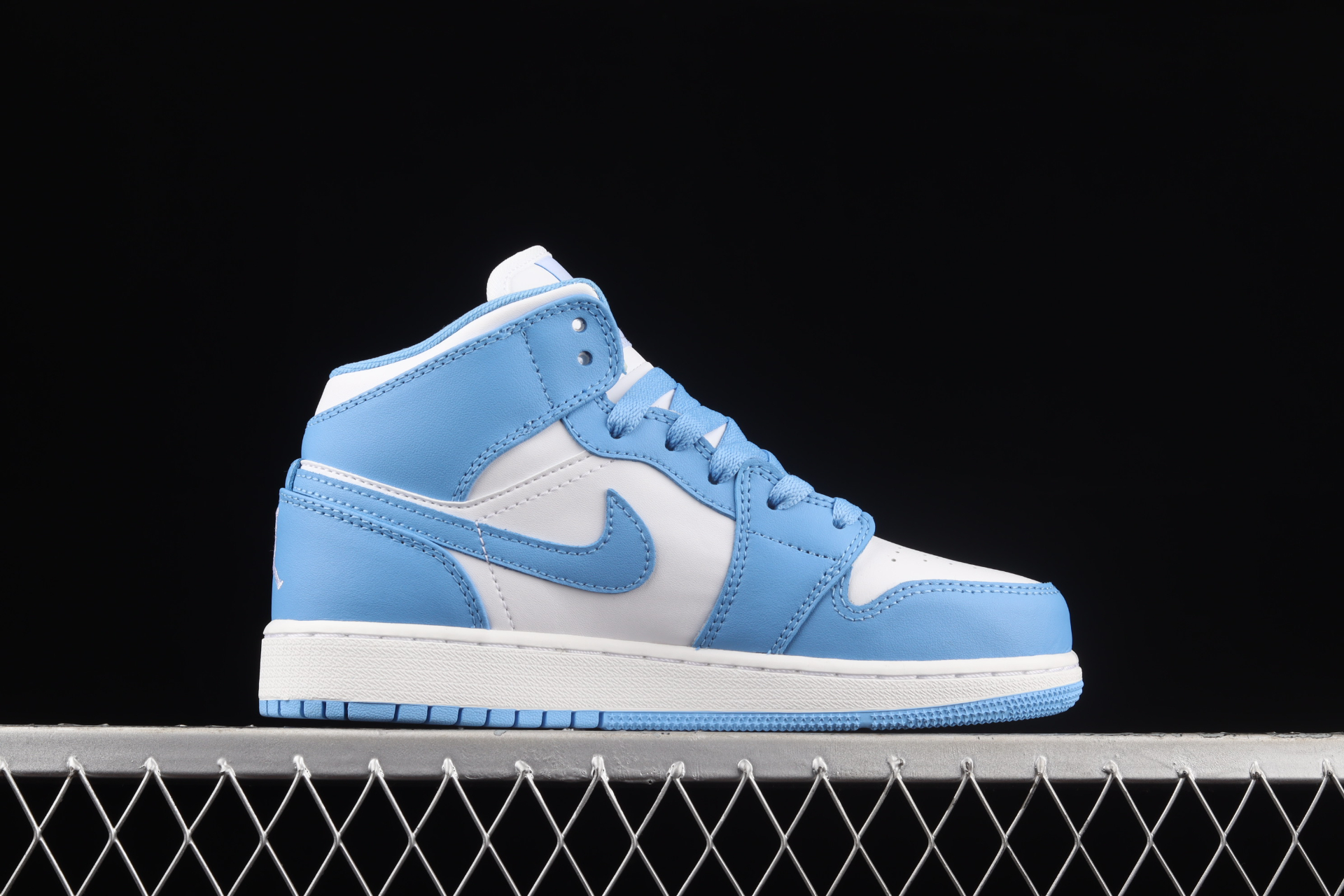 Air Jordan 1 Mid University Blue White Shoes 554725-106 - vstockx