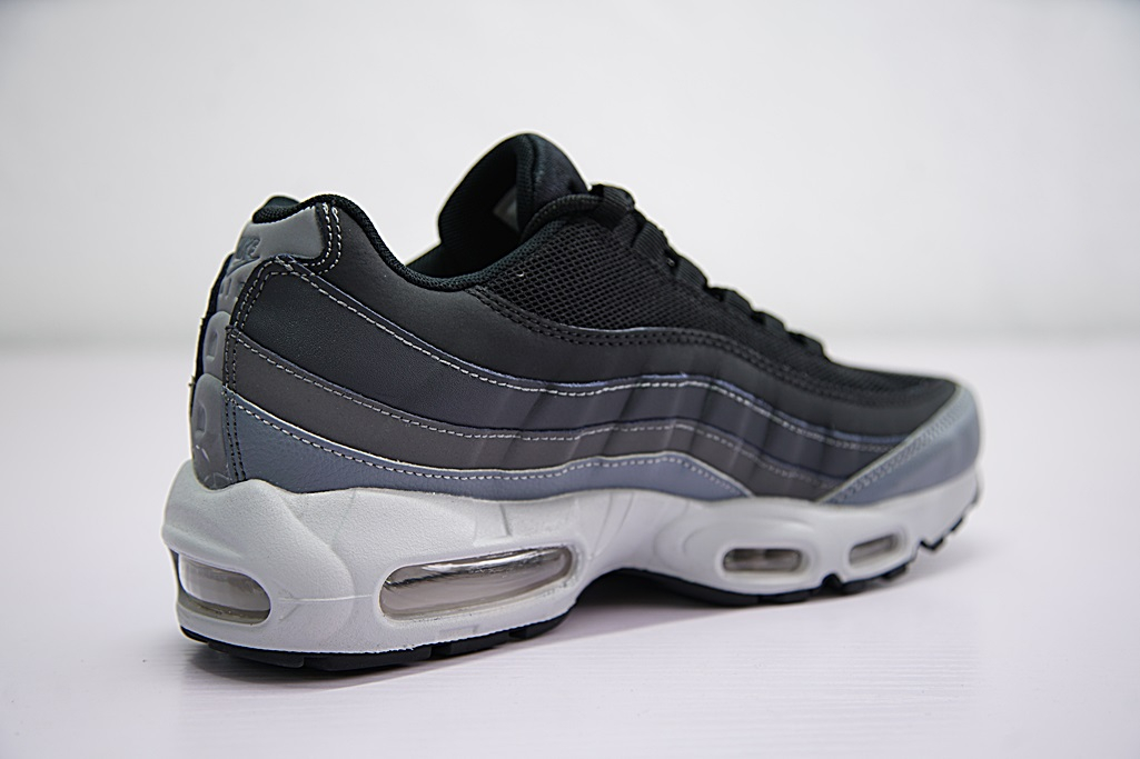 Air Max 95 Essential 'Black' 749766-021 - vstockx