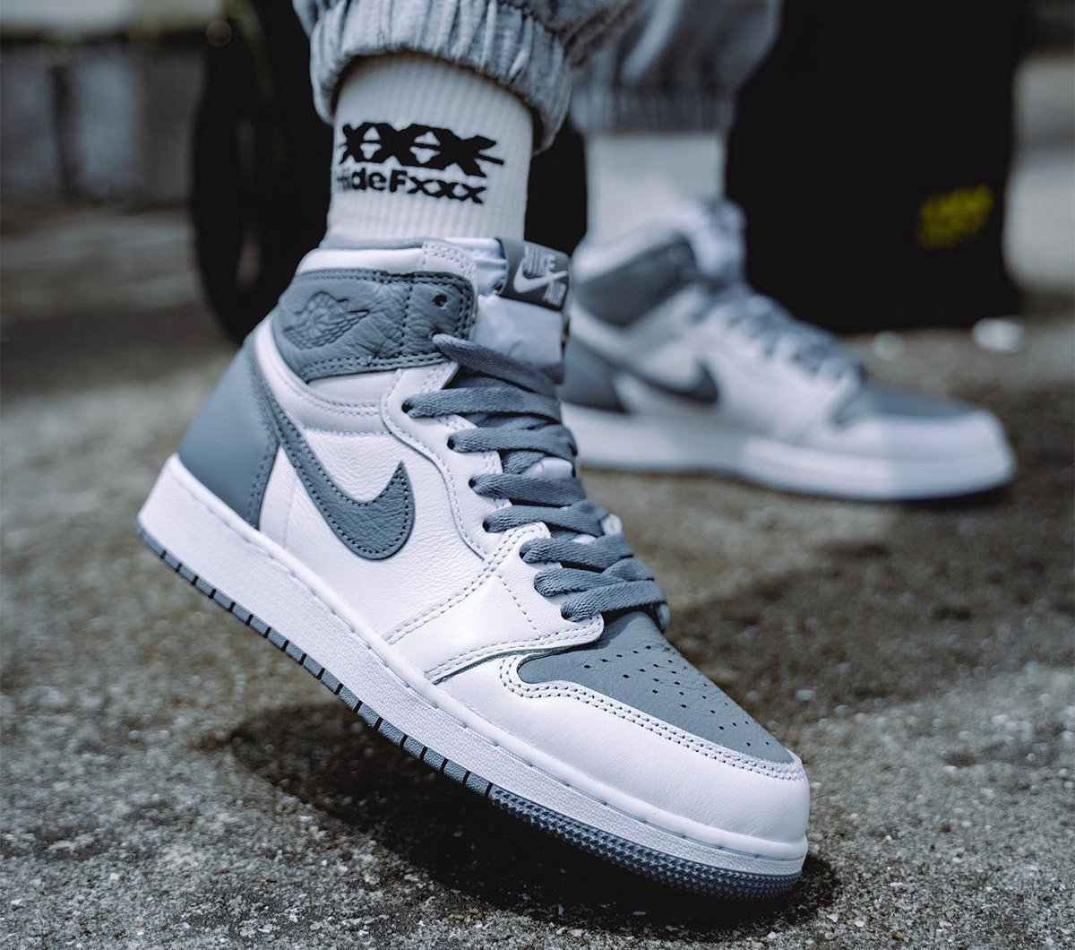 Air Jordan 1 Retro High OG  Stealth  555088-037 - vstockx