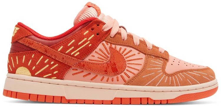 Wmns Dunk Low  Winter Solstice  DO6723-800 - vstockx
