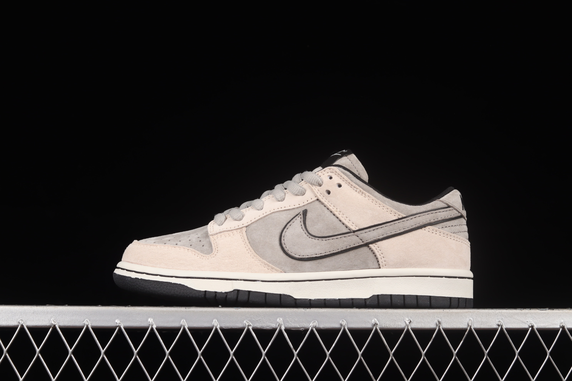Otomo Katsuhiro x SB Dunk Low  Steamboy OST  LF0039-006 - vstockx